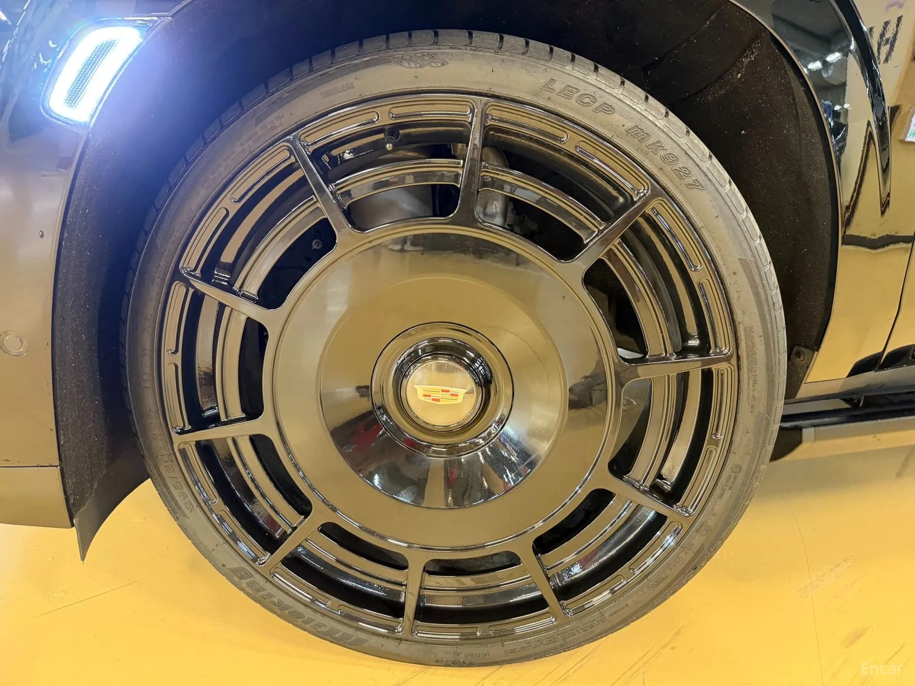 Escalade 5th Generation