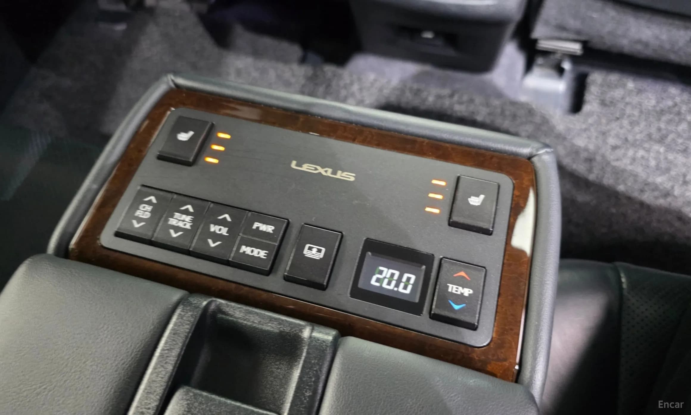 New ES300h