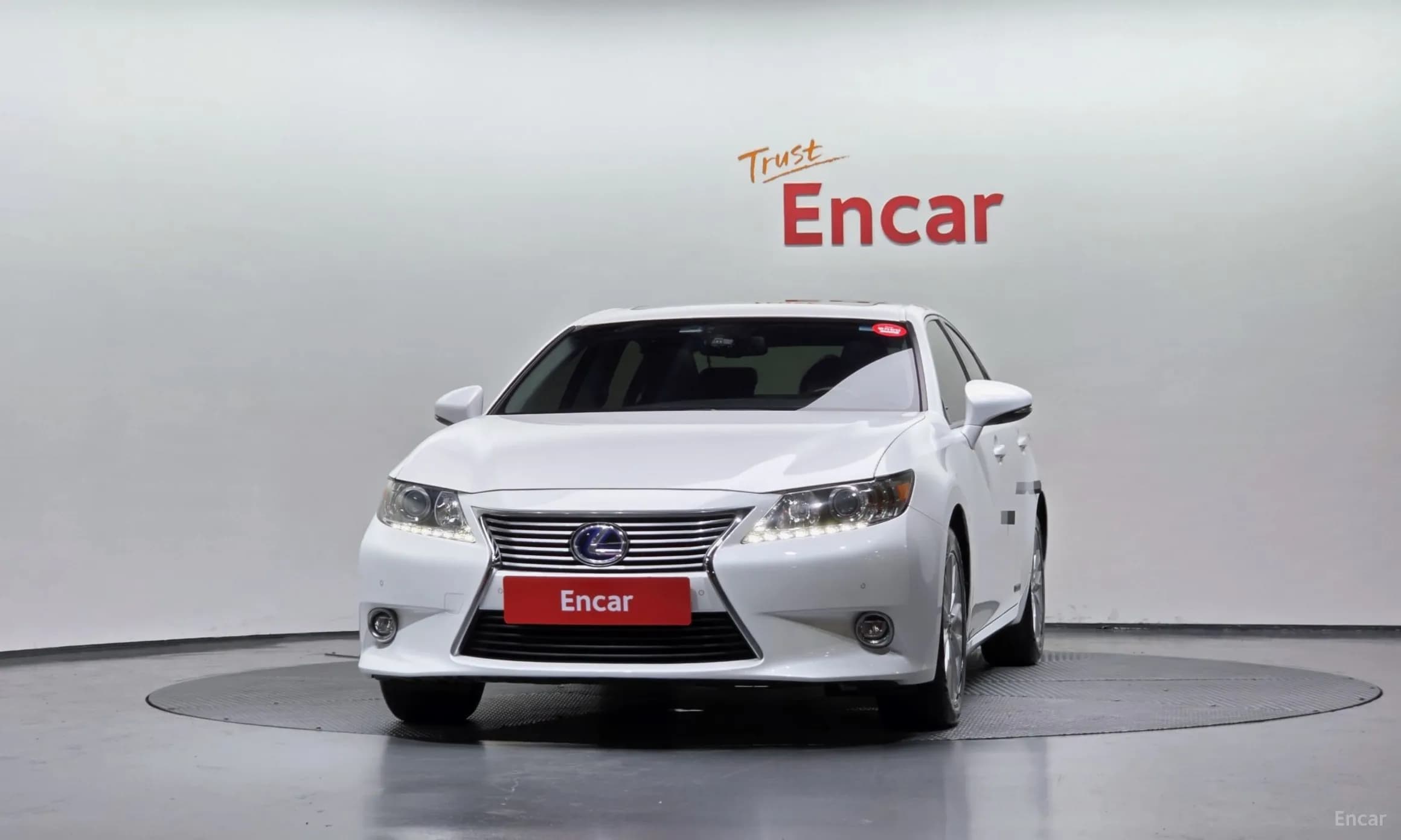 New ES300h