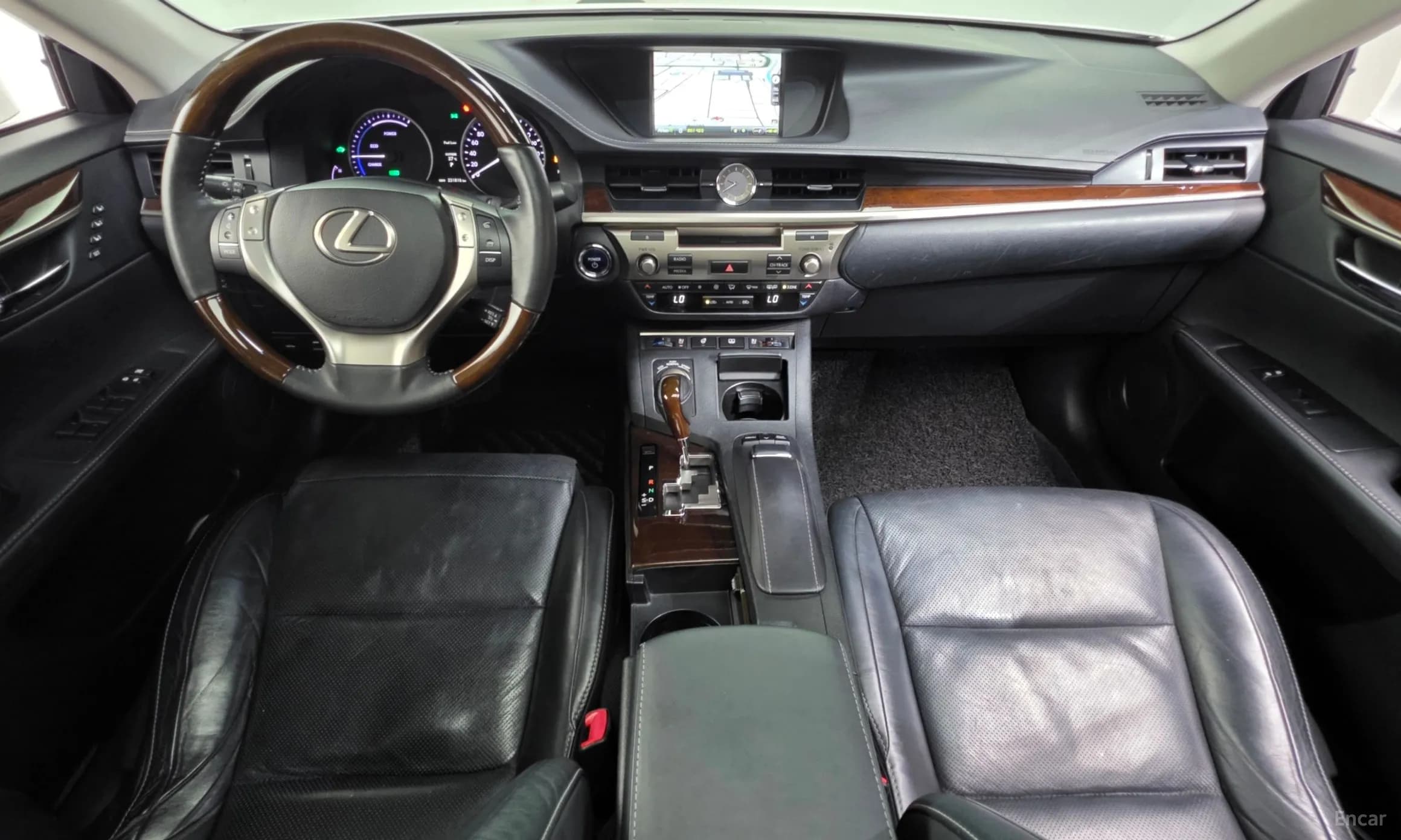 New ES300h