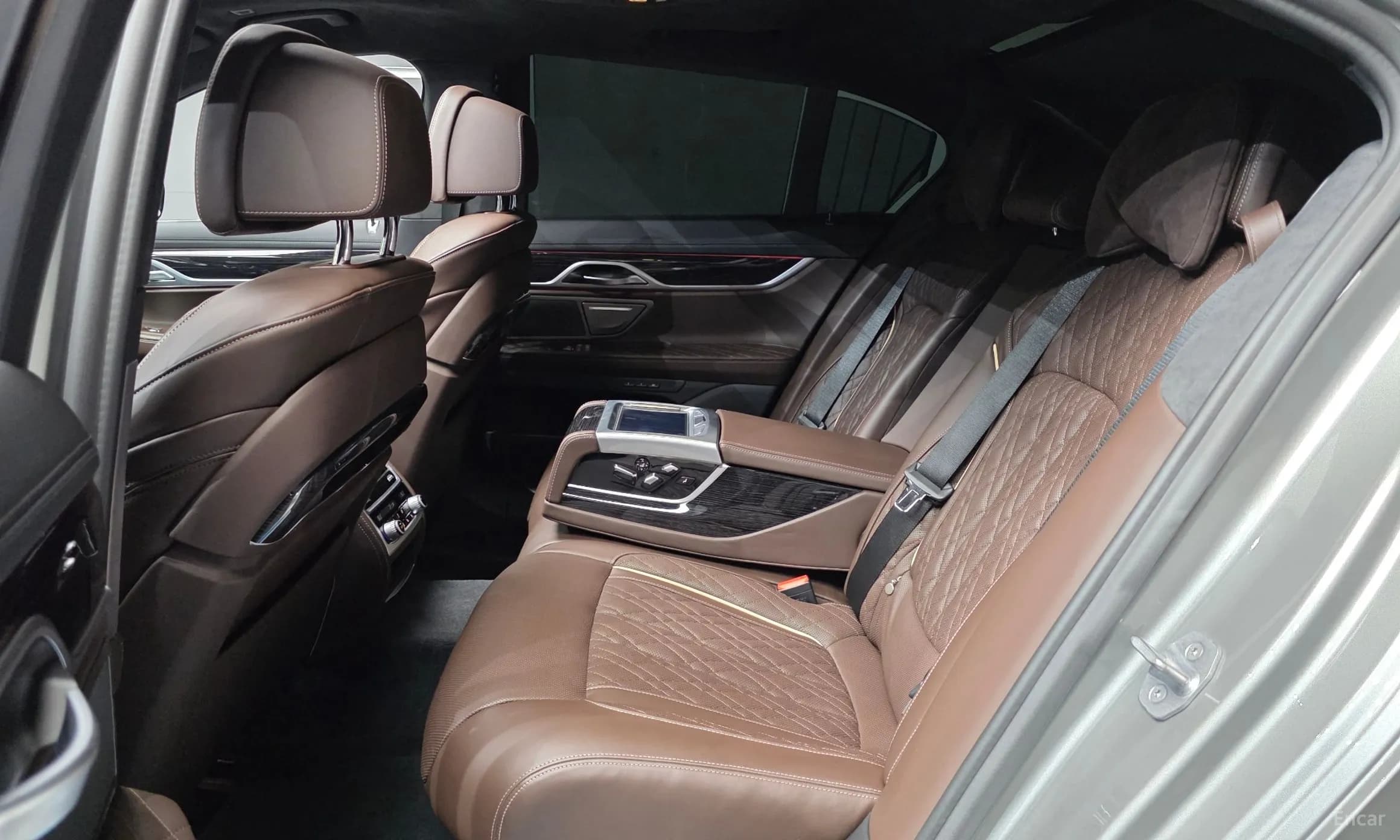 7 Series (G11)