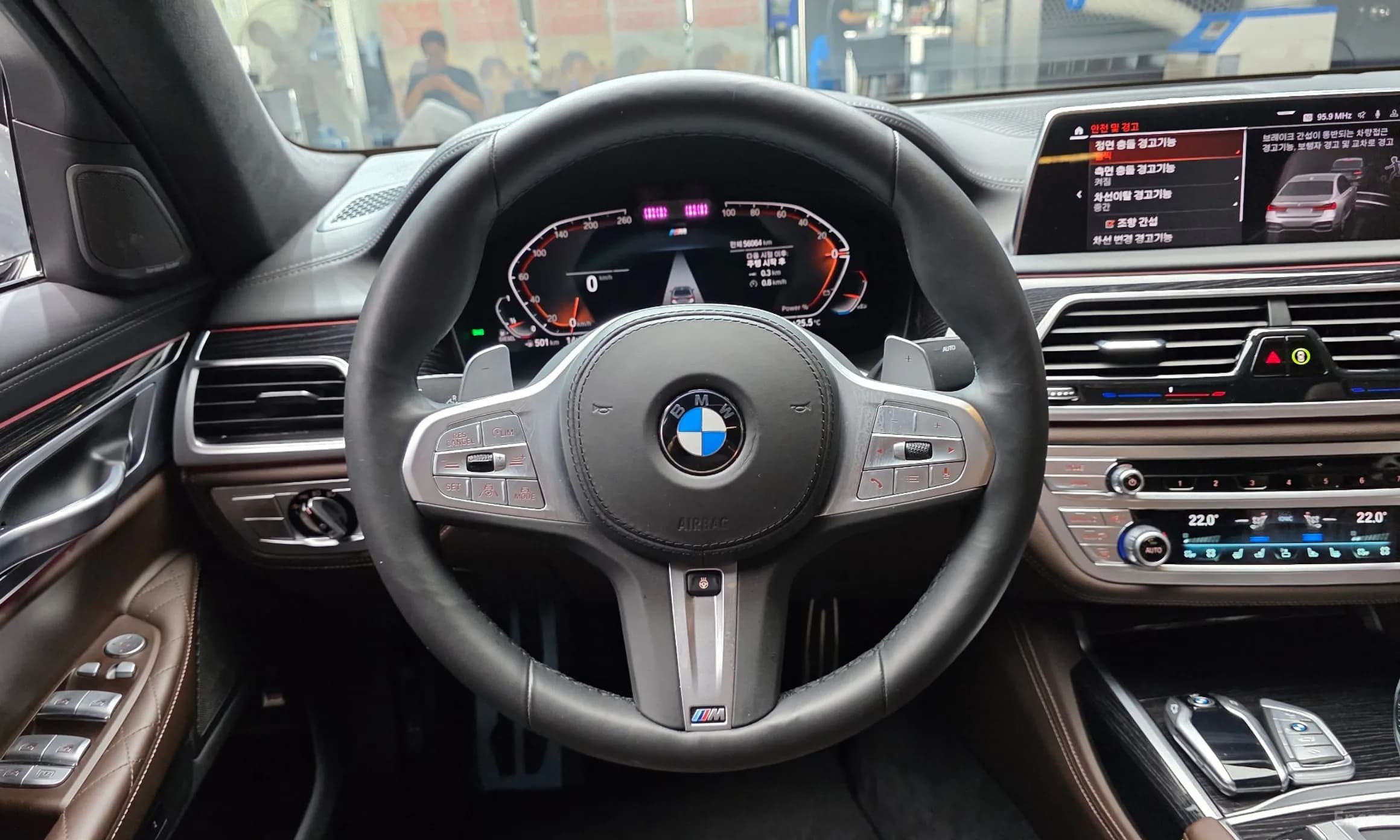 7 Series (G11)