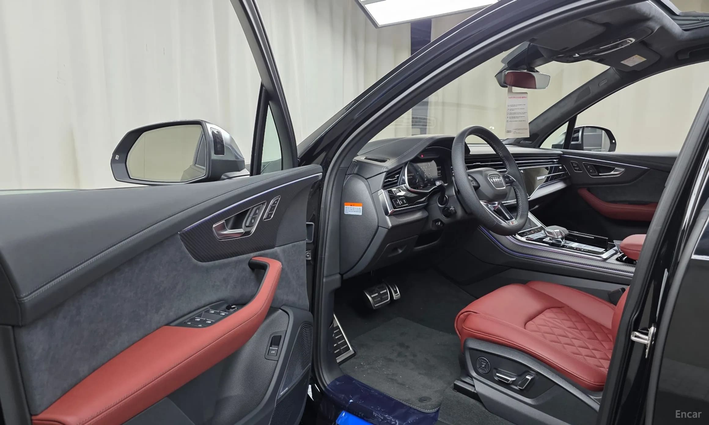 SQ7 (4M)