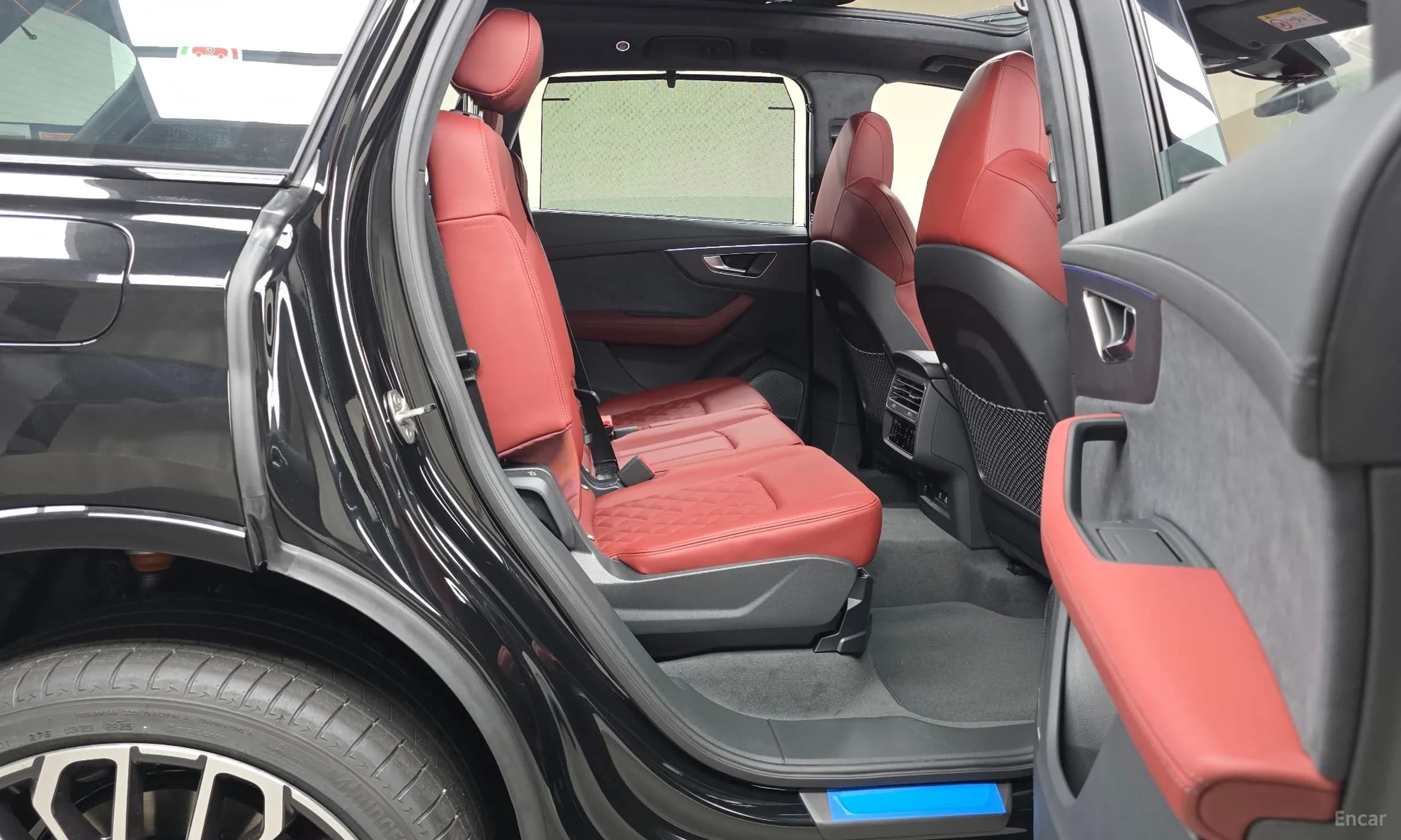 SQ7 (4M)