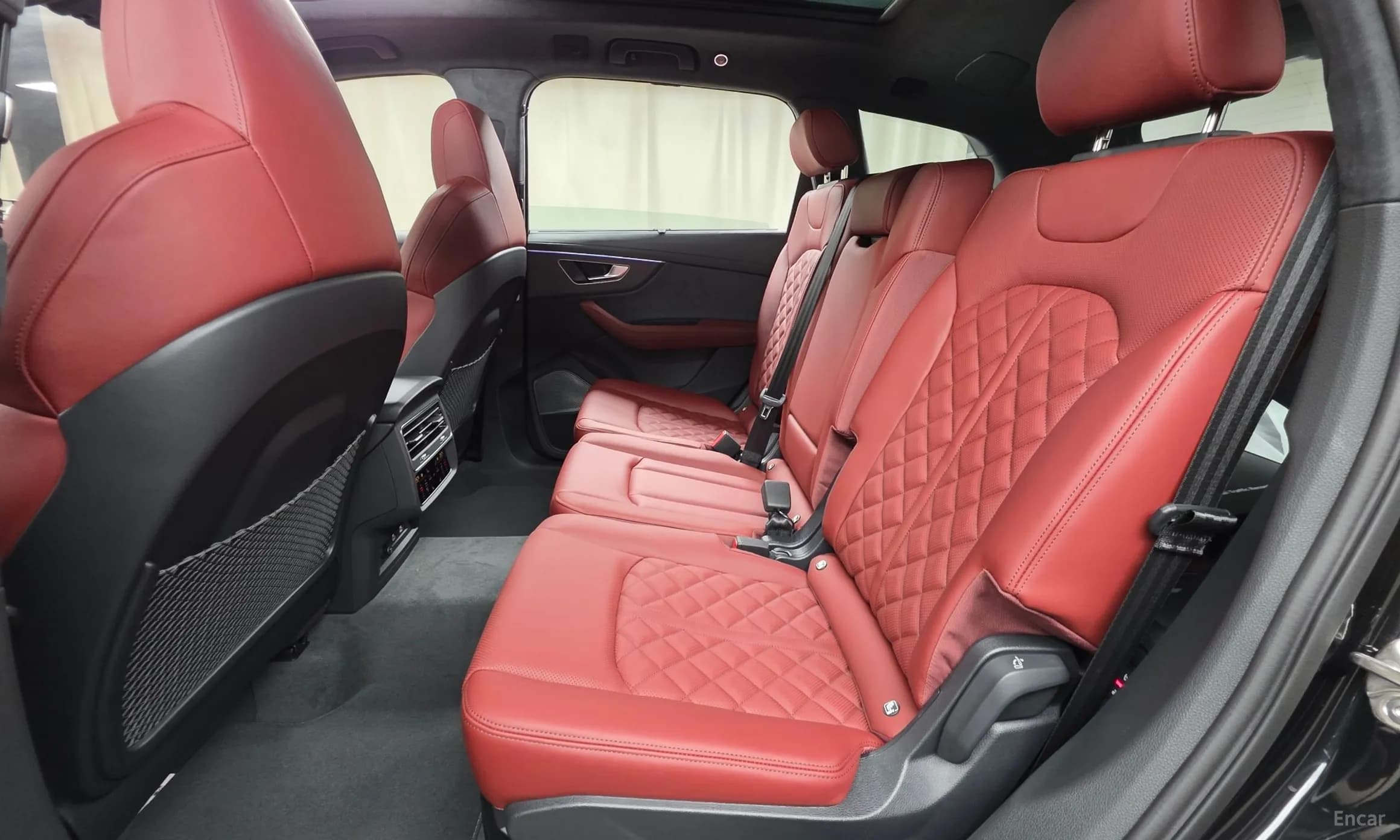 SQ7 (4M)