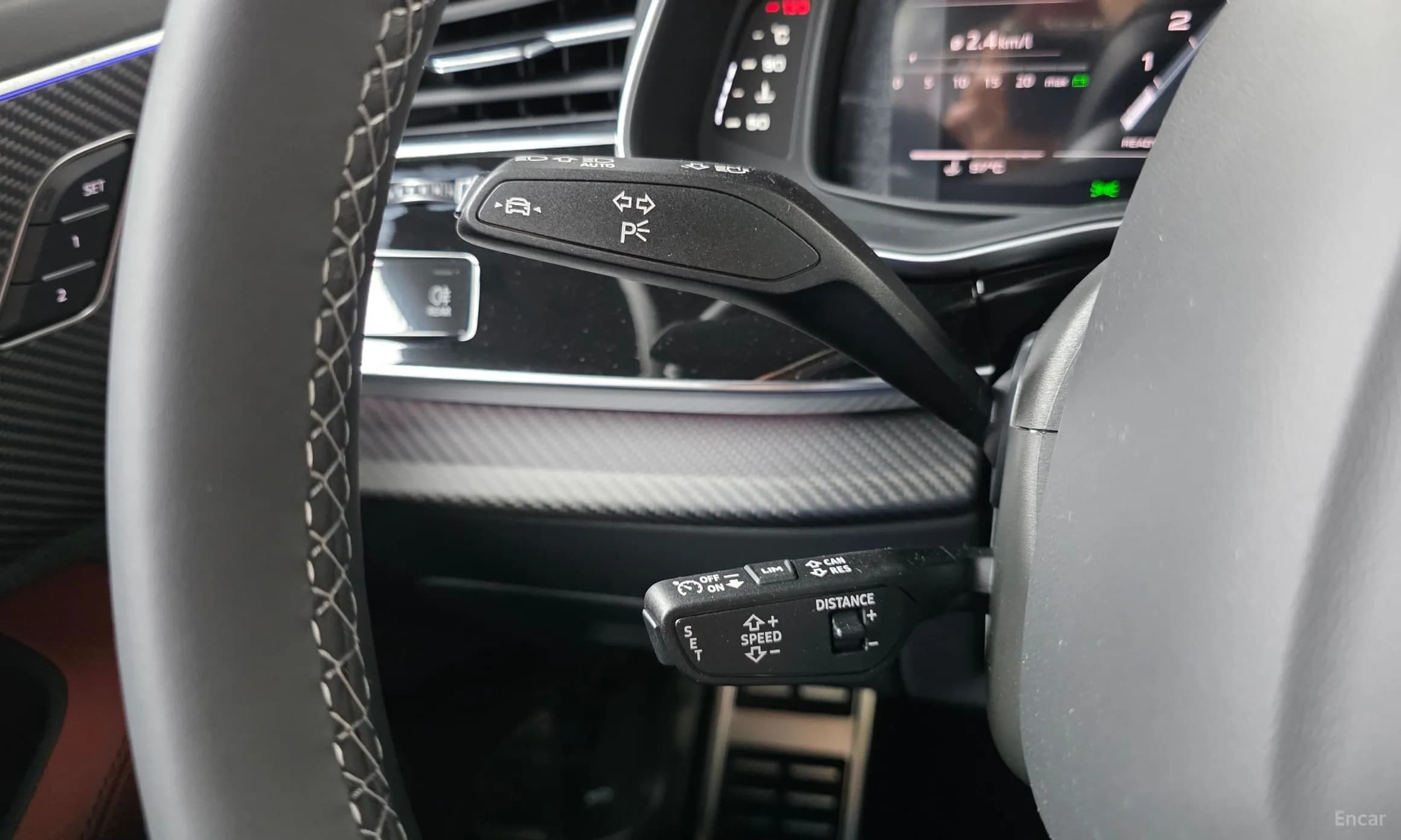 SQ7 (4M)