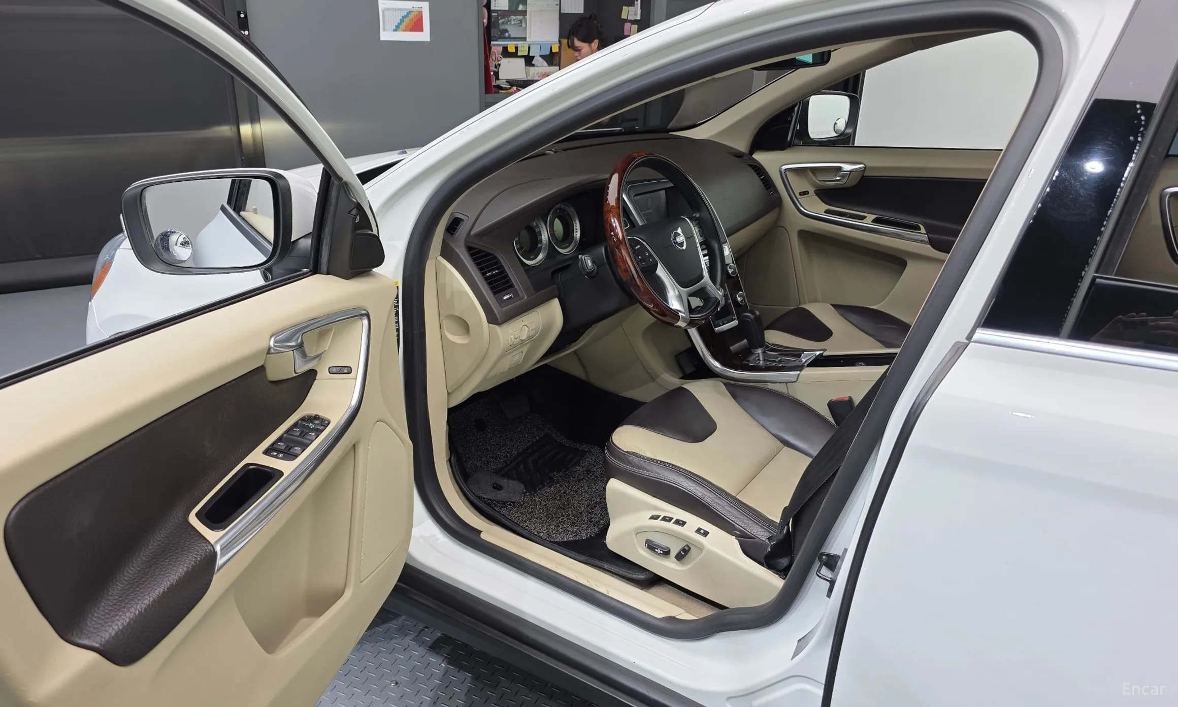 XC60
