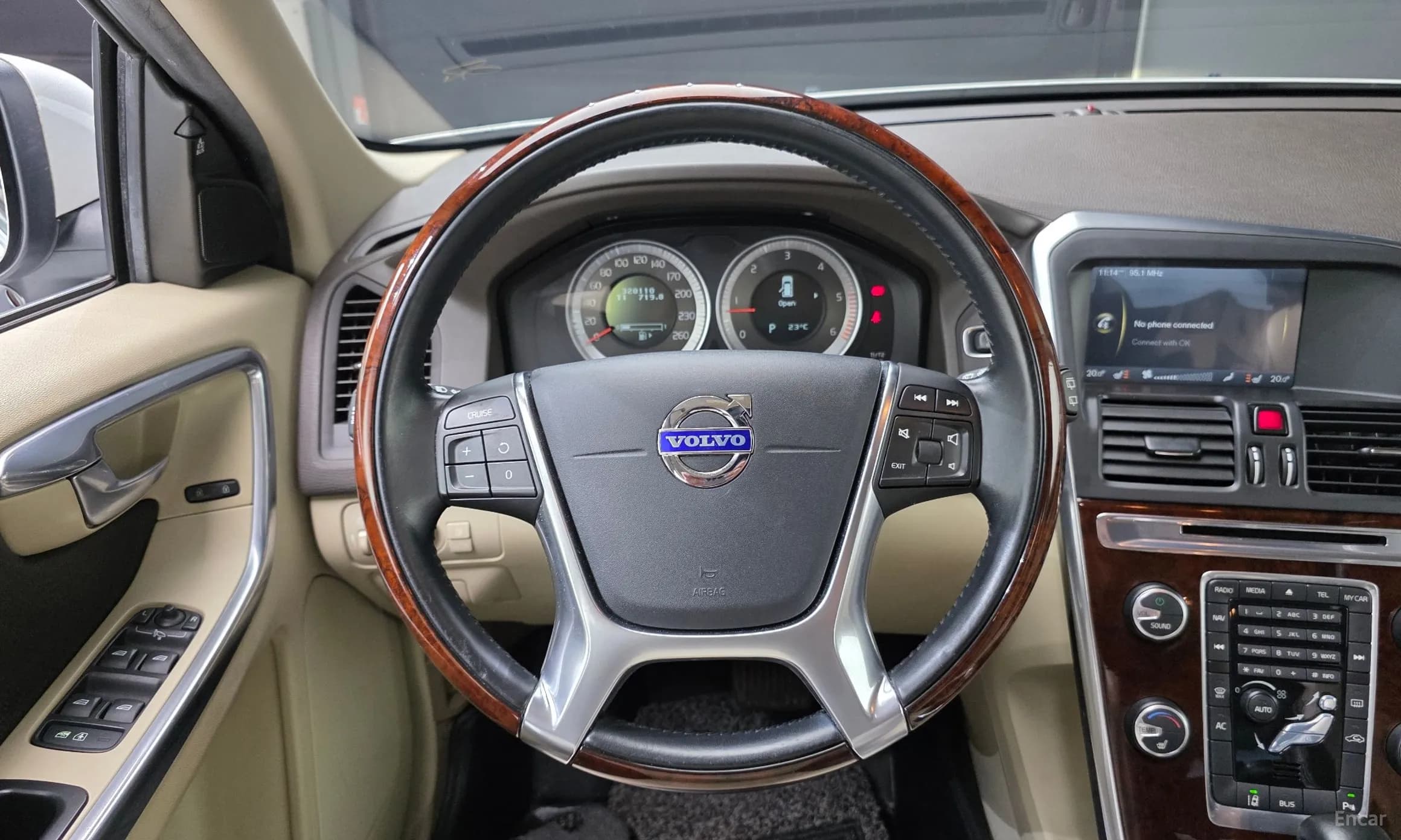 XC60