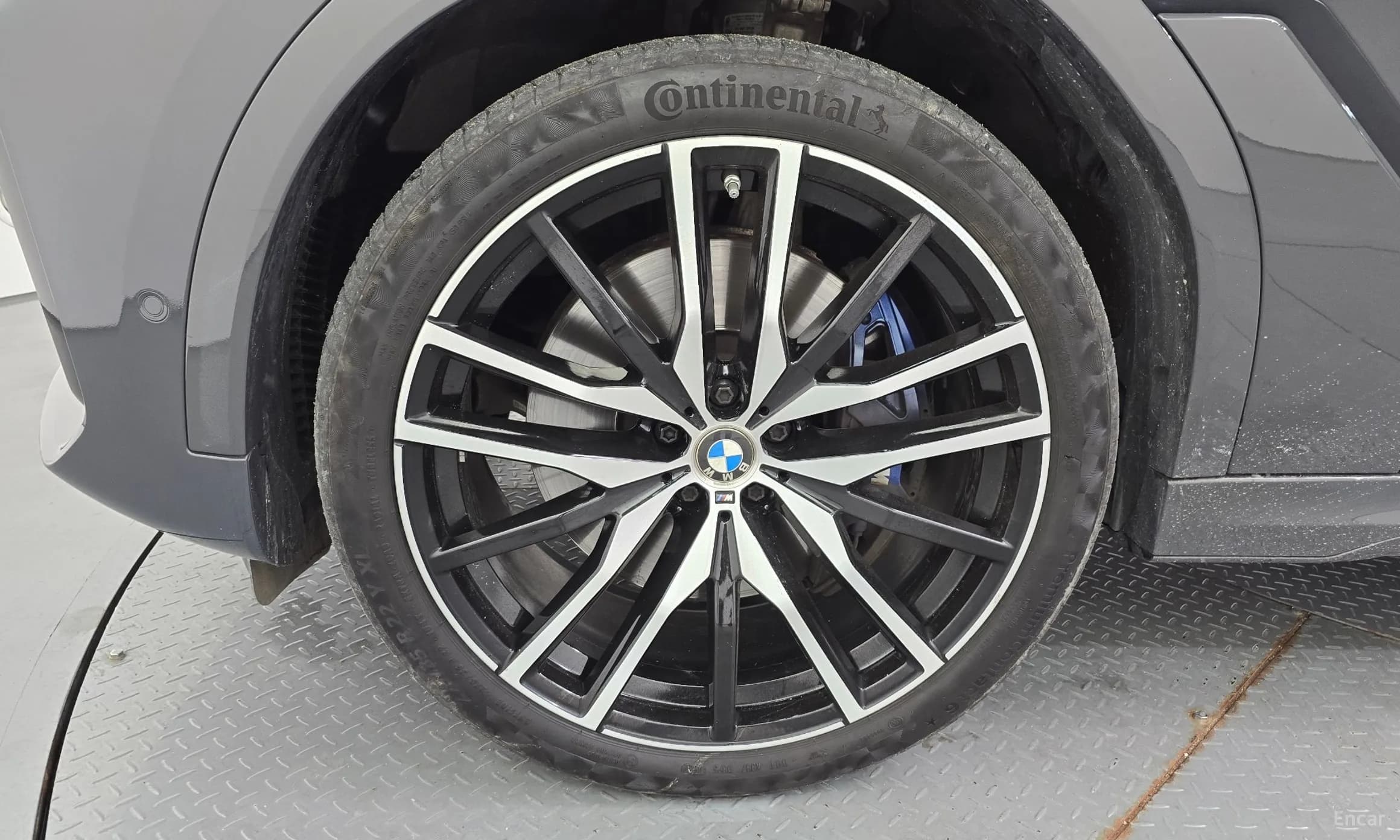 X6 (G06)