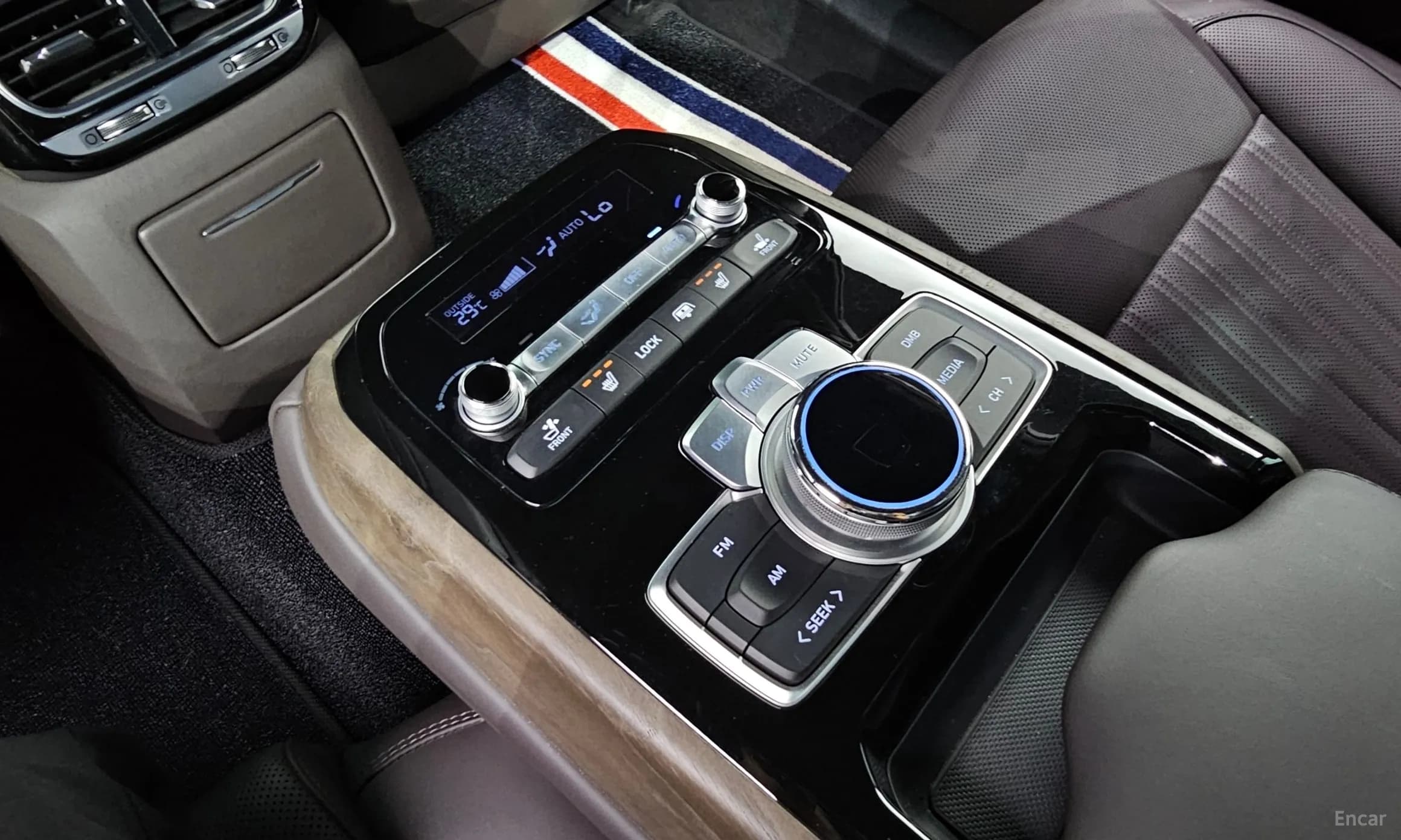 G90