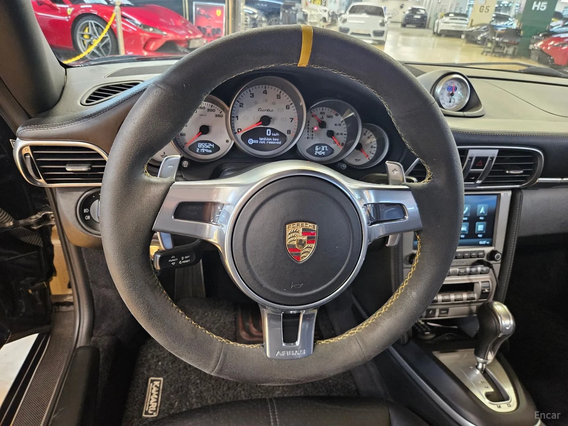 910