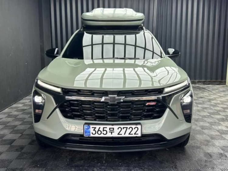 Trax Crossover