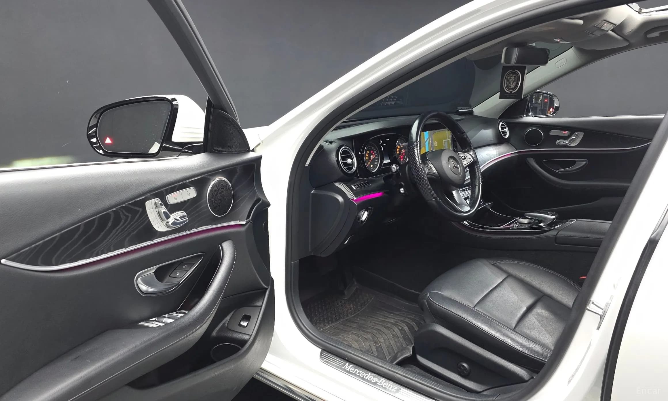 E-Class W213