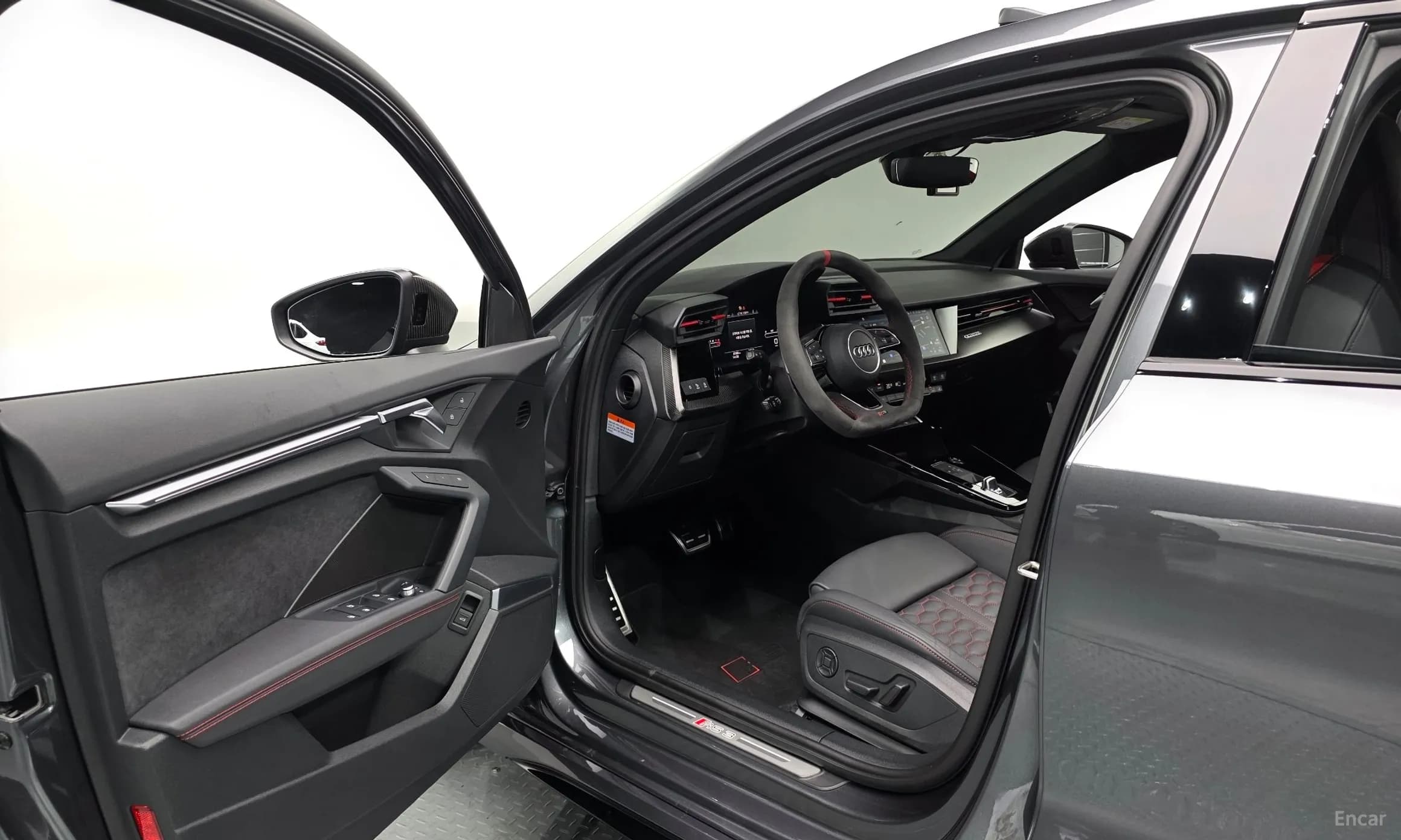RS3 (8Y)