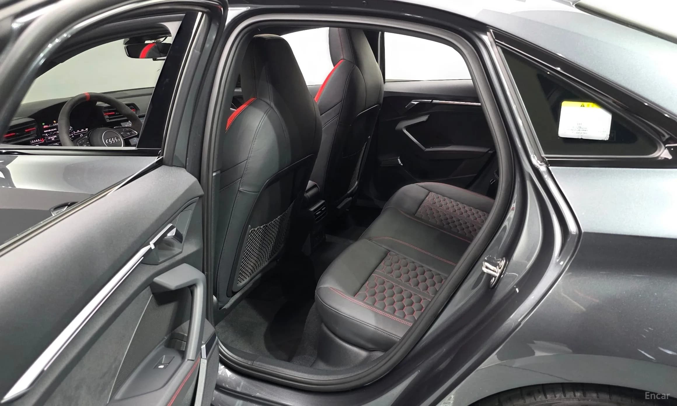 RS3 (8Y)