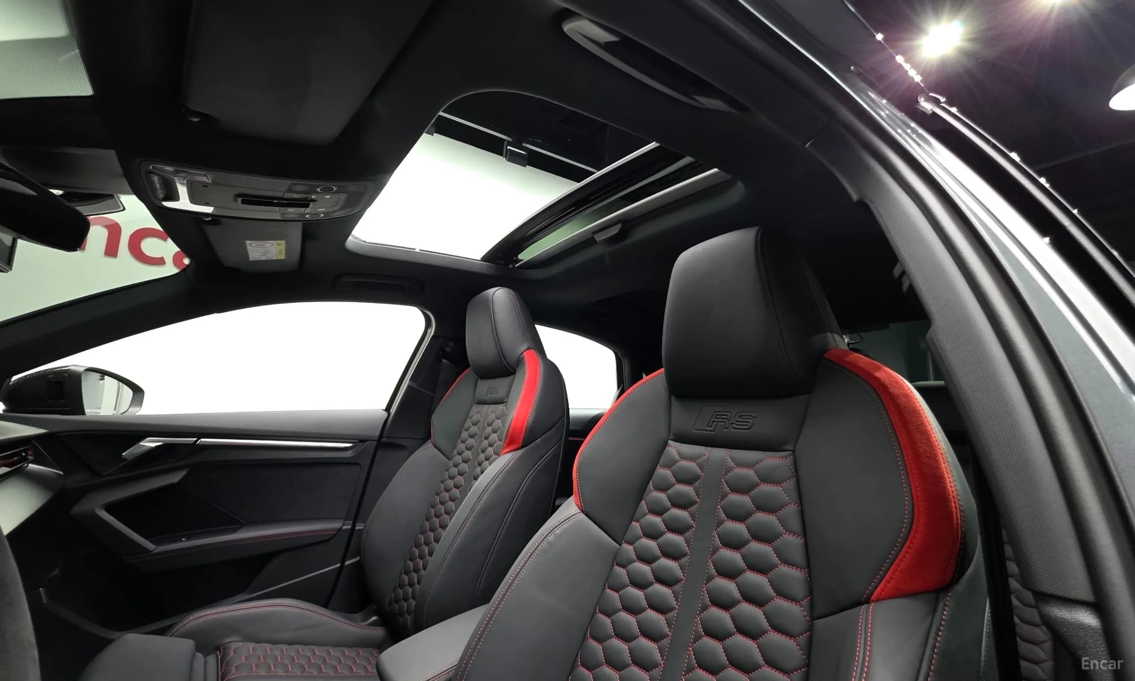 RS3 (8Y)