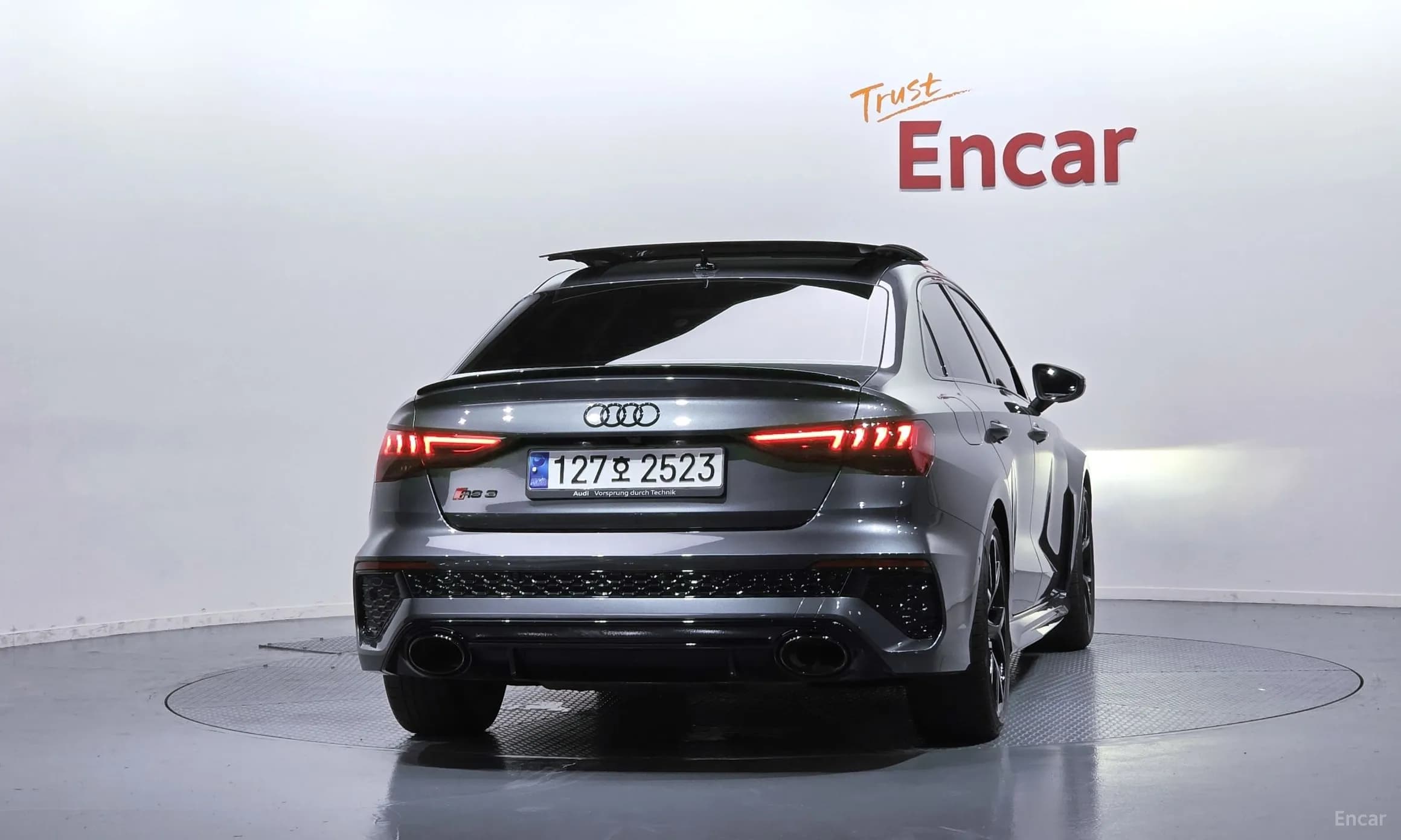 RS3 (8Y)