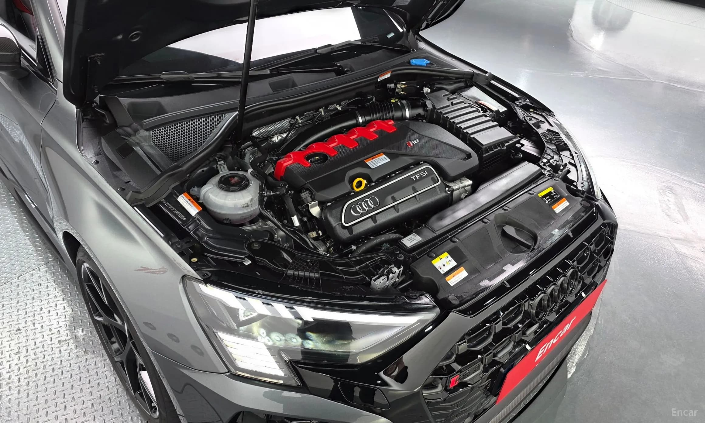 RS3 (8Y)