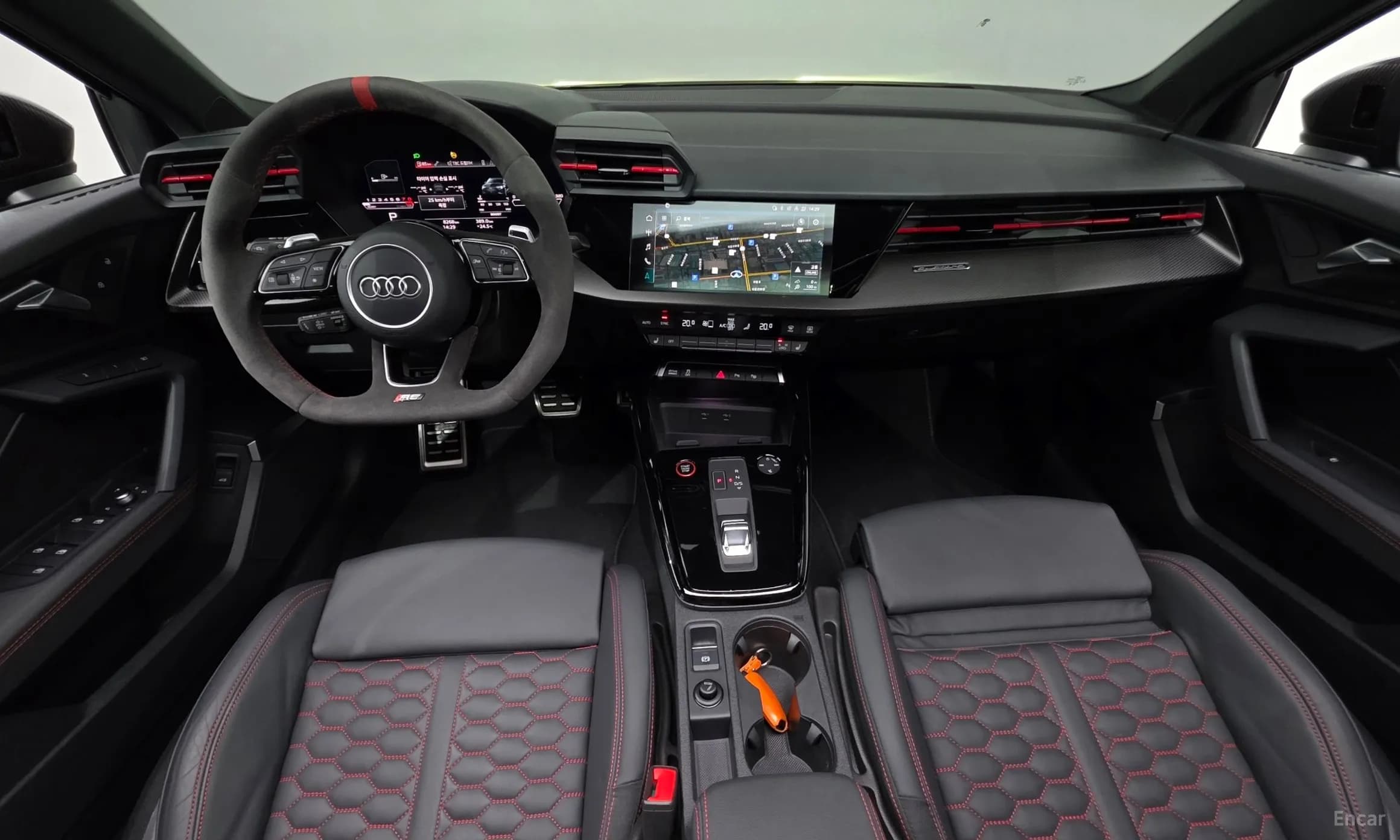 RS3 (8Y)