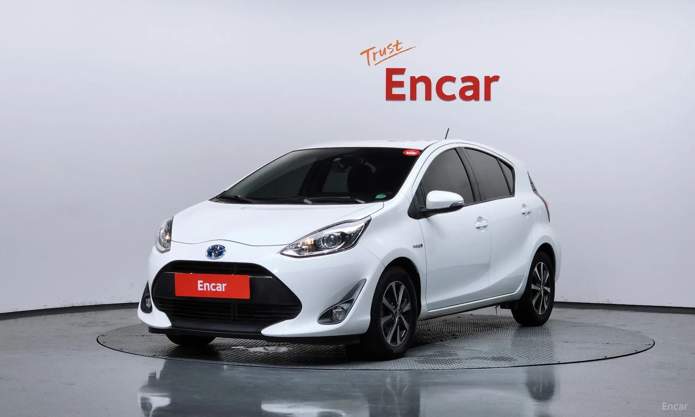 Prius C