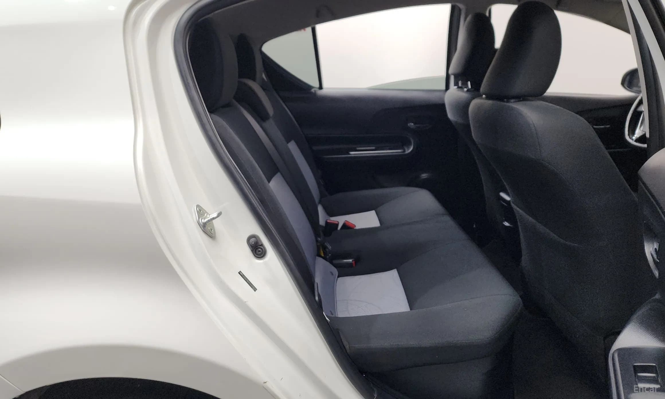 Prius C