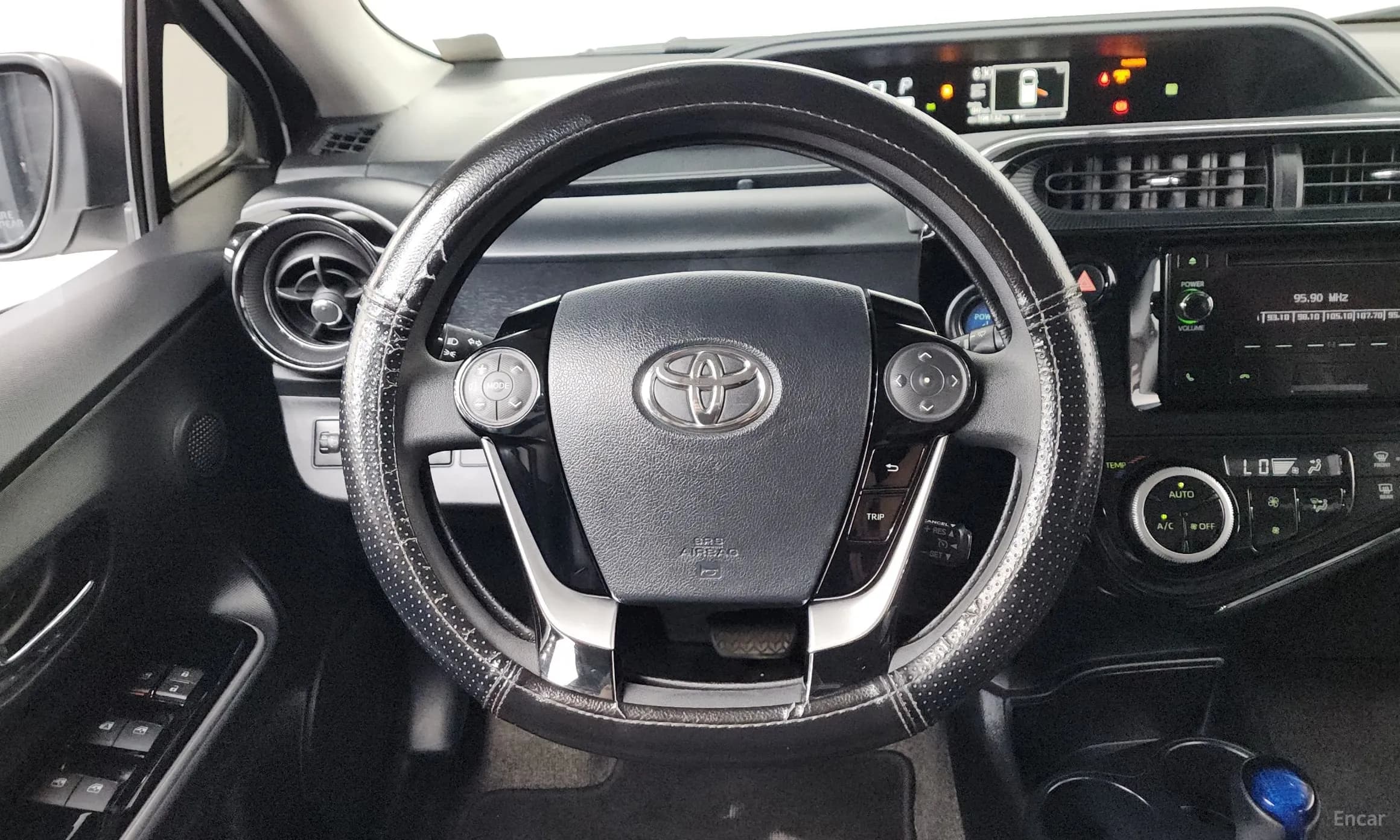 Prius C