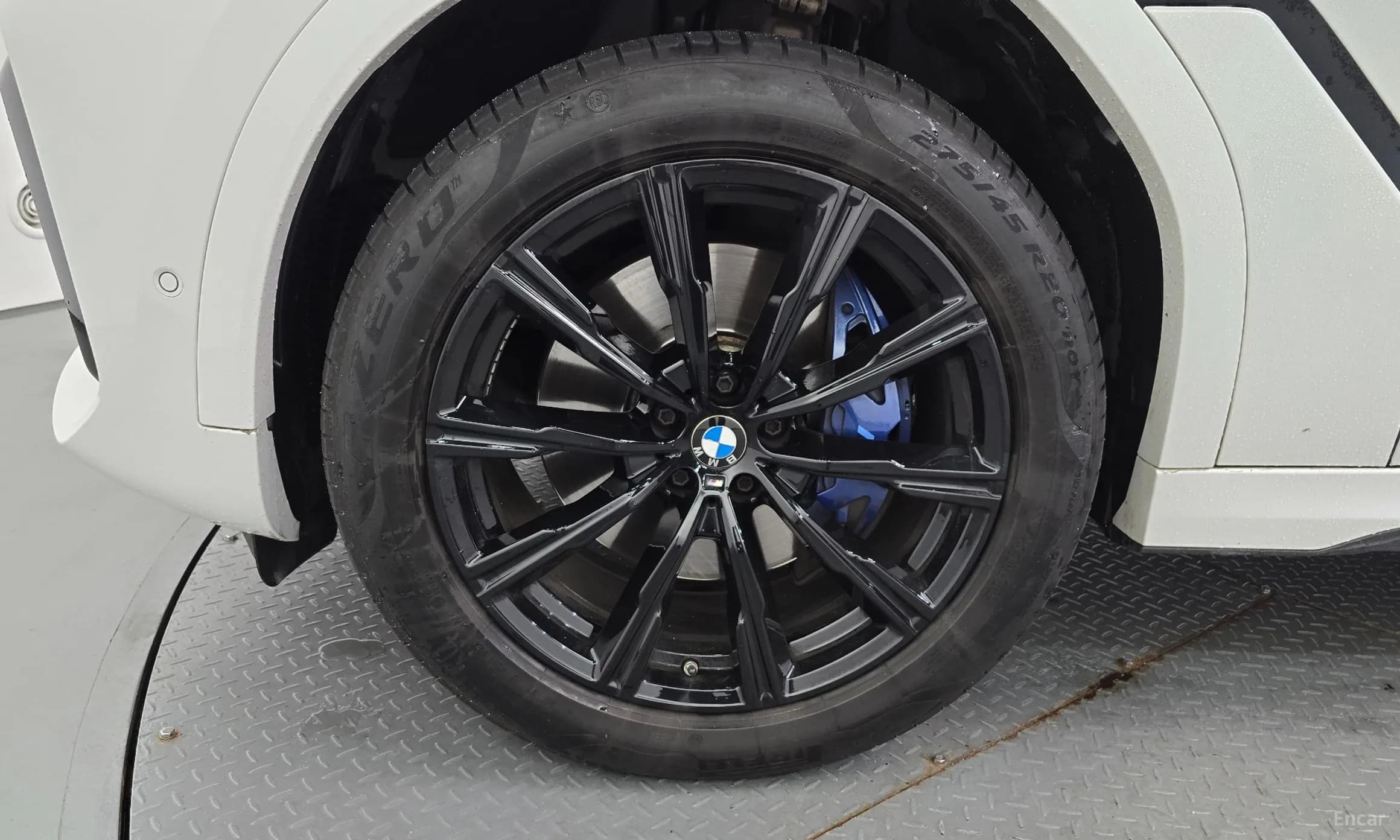 X6 (G06)