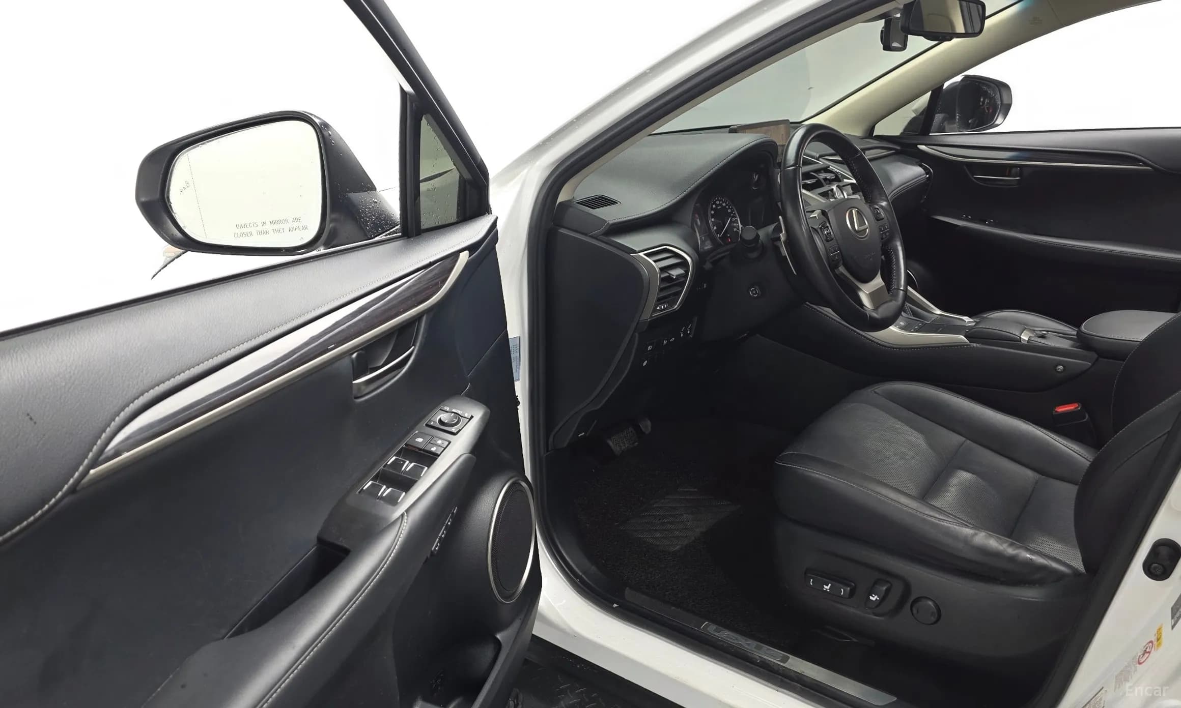 NX300h