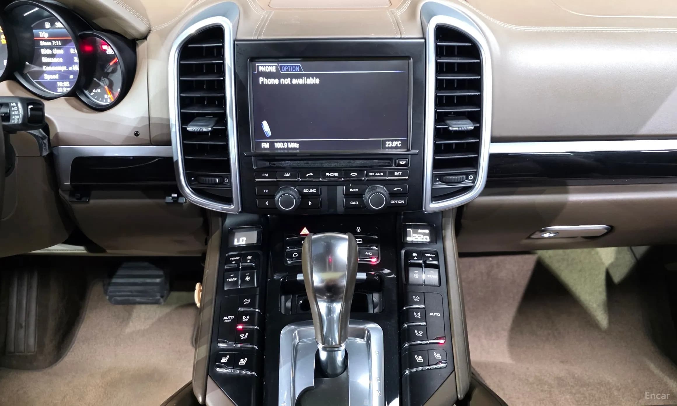 New Cayenne