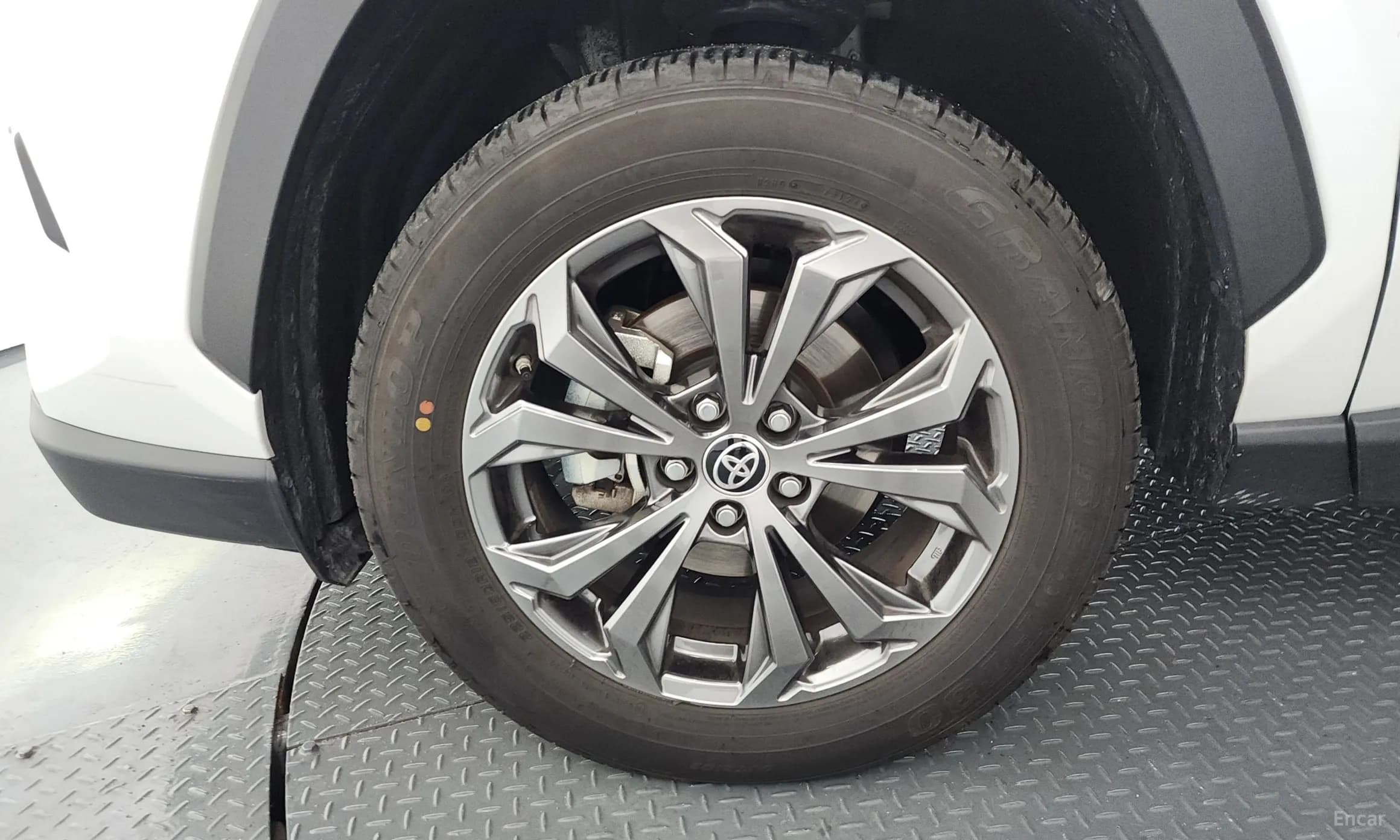 RAV4 5th Generation