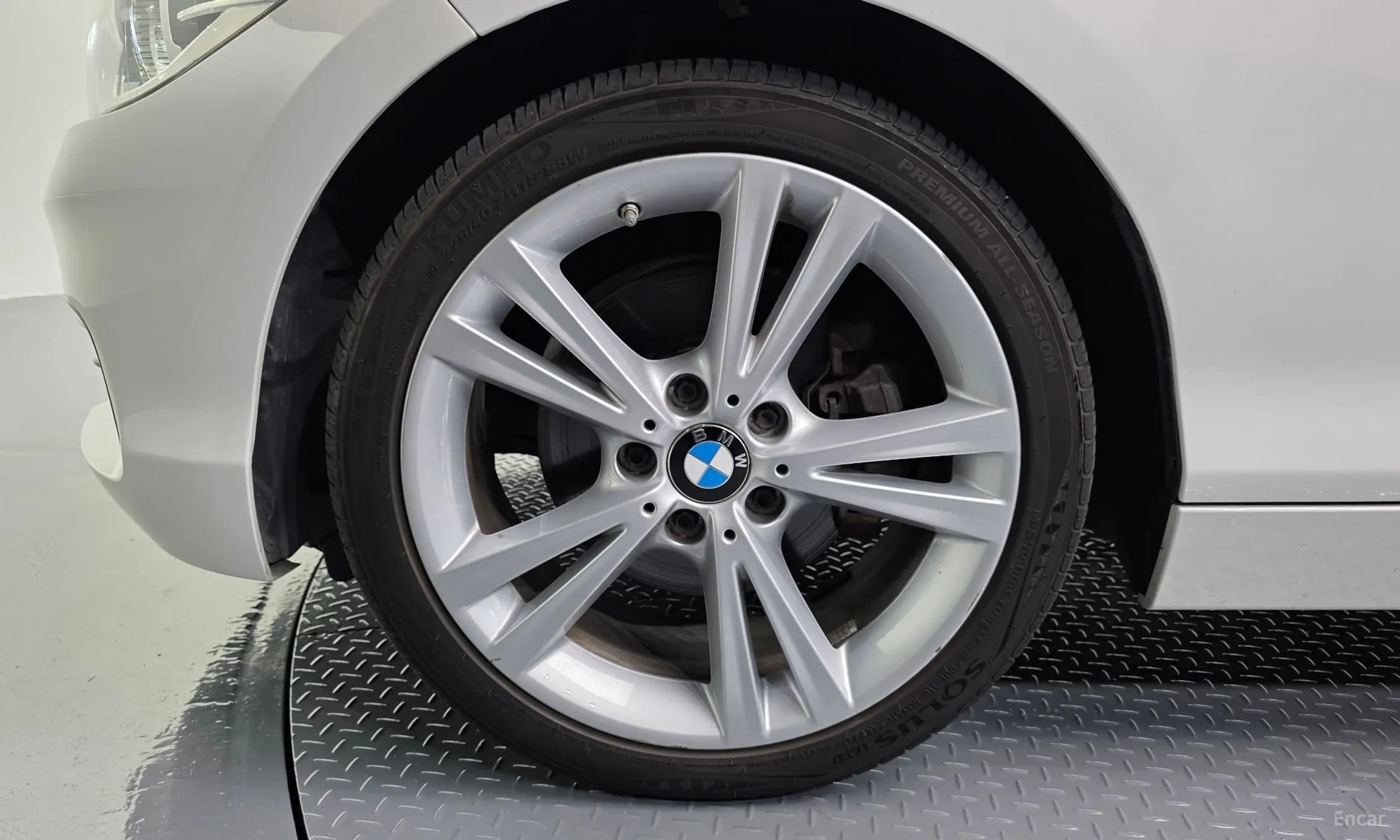 1 Series (F20)