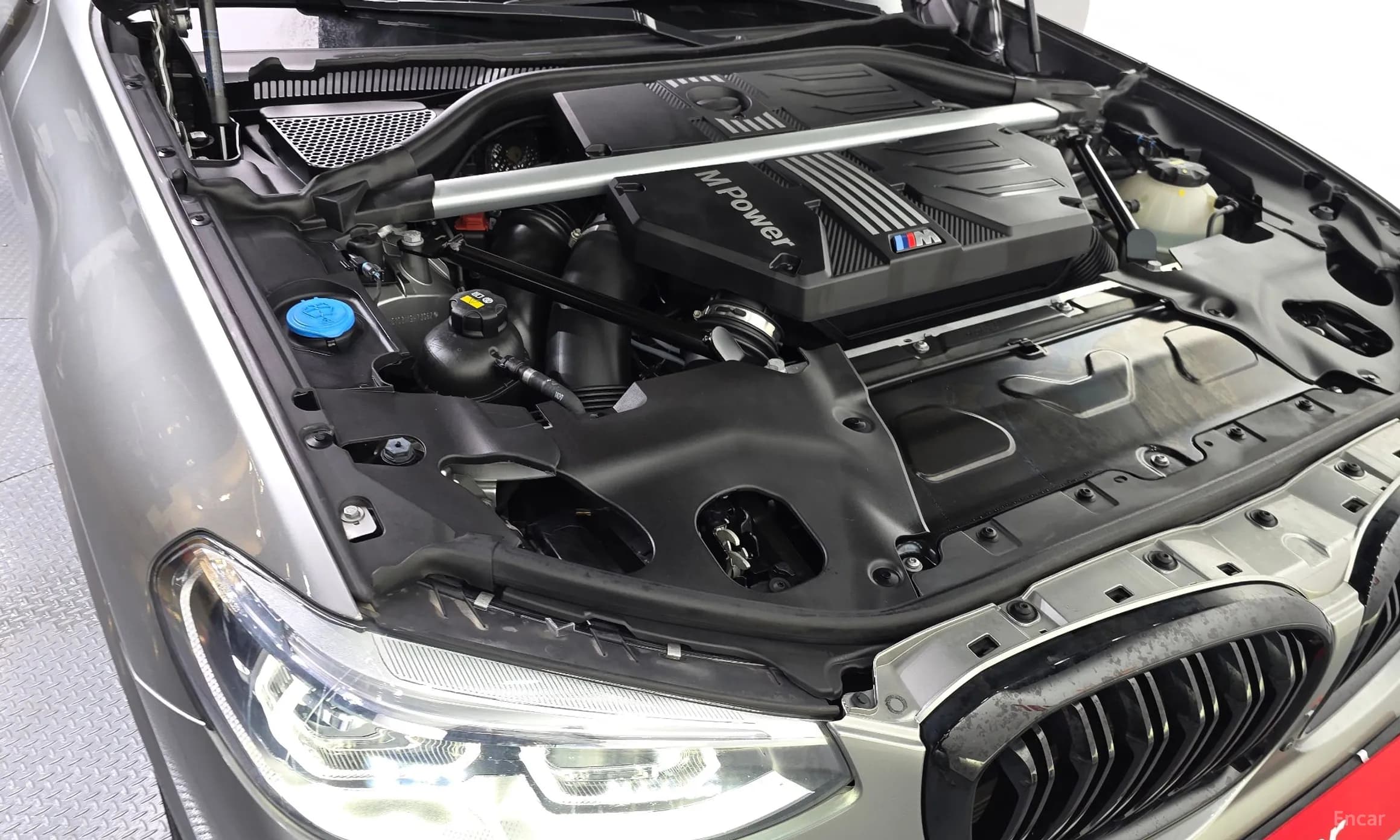 X4M (G02)