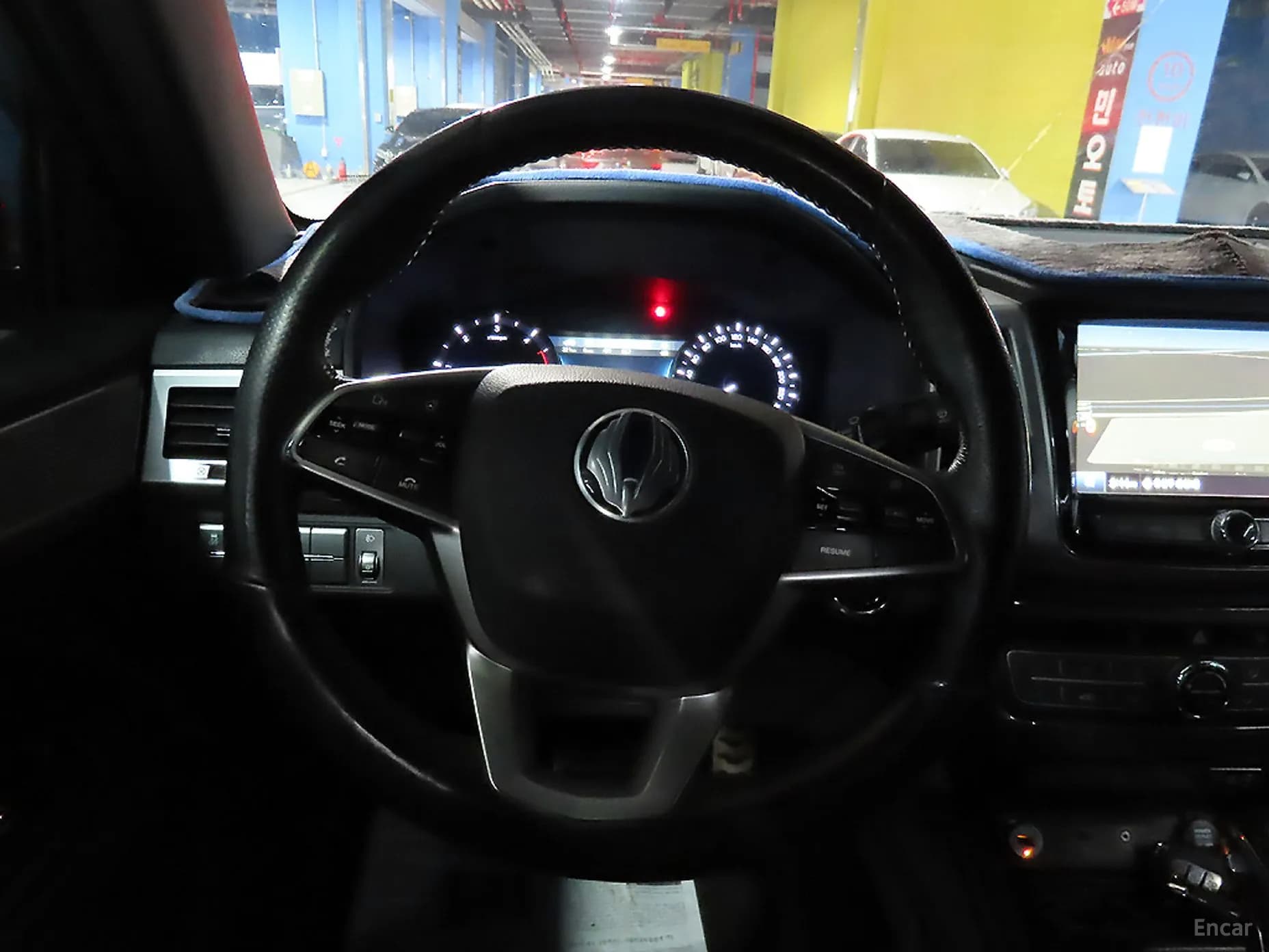 Rexton Sports Khan