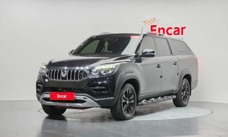 Rexton Sports Khan