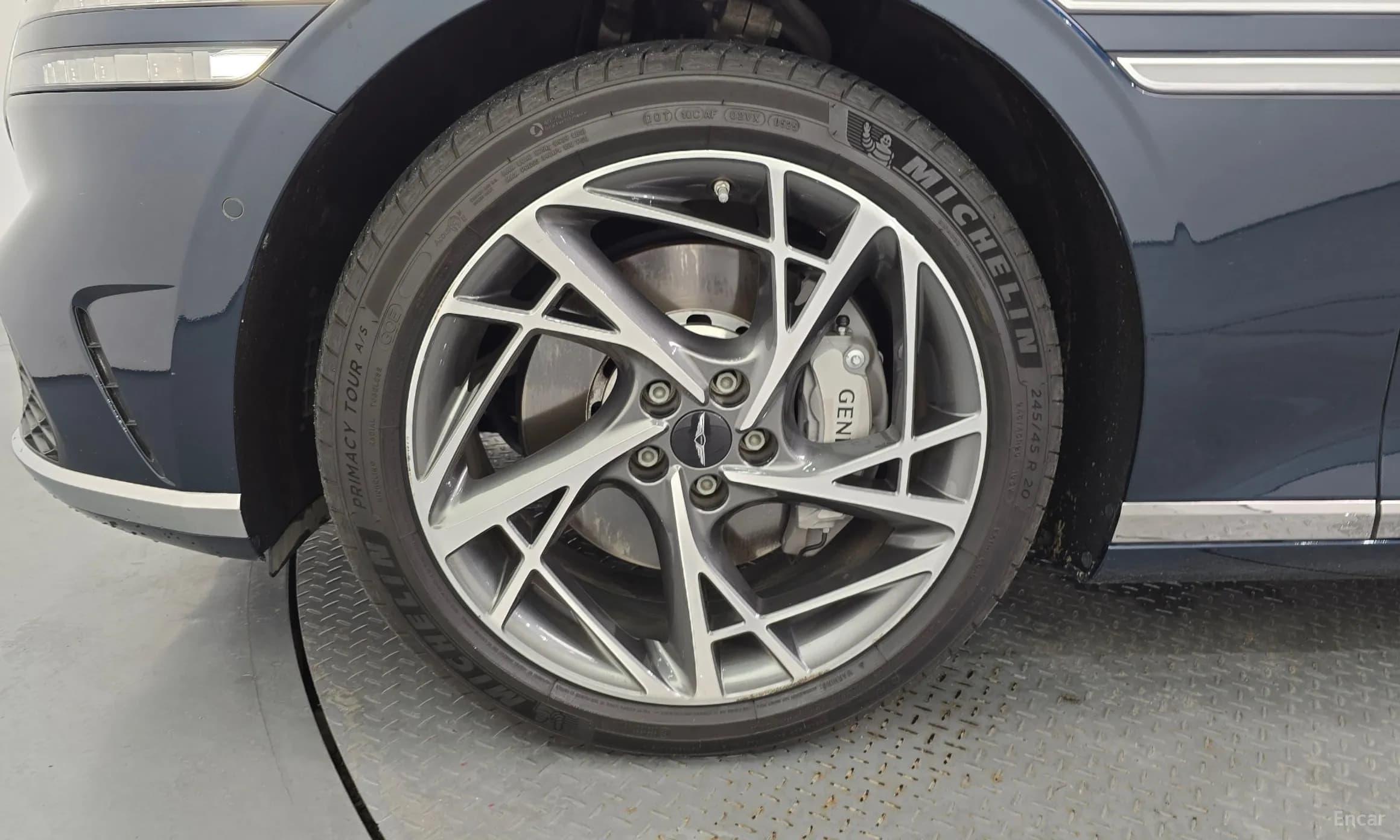 G90 (RS4)