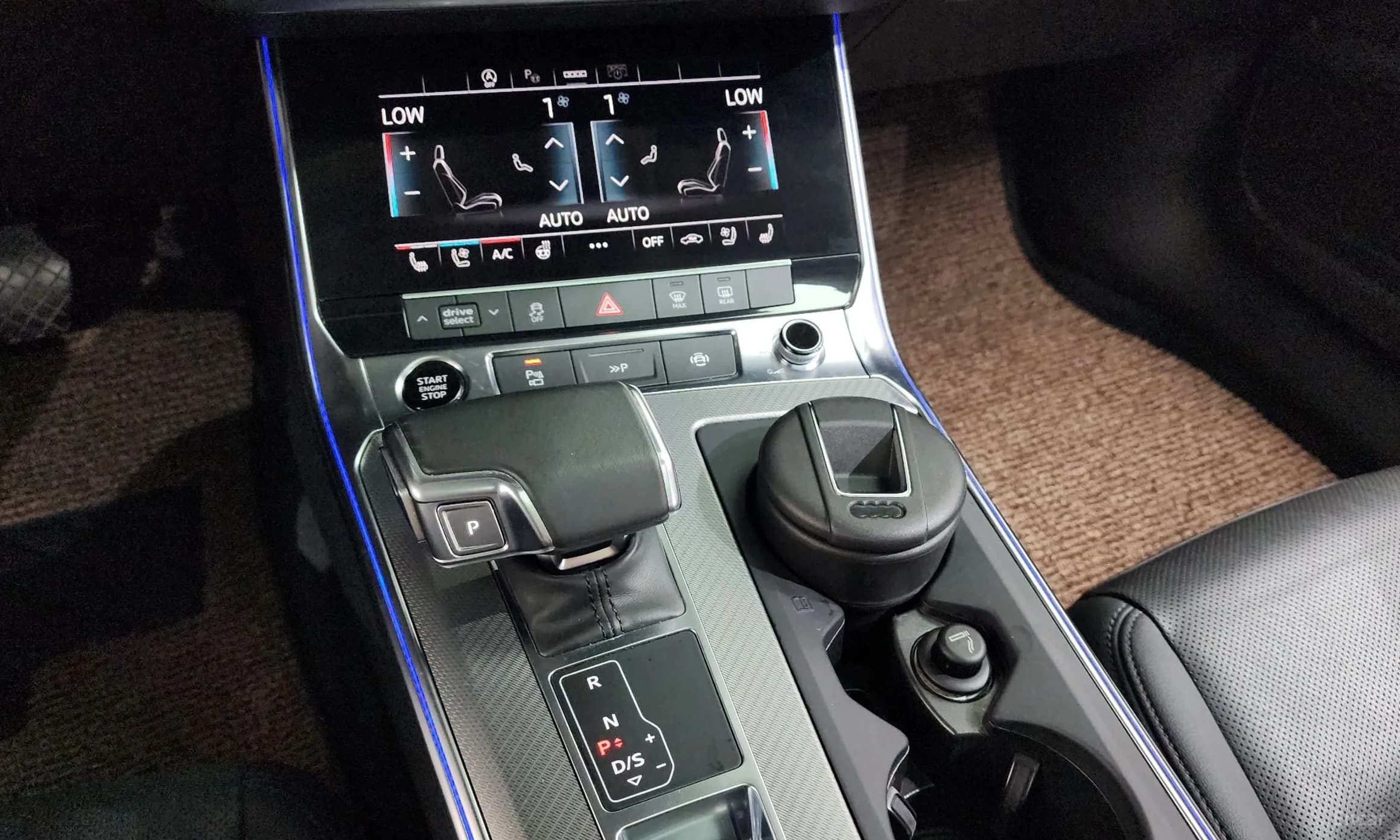 A6 (C8)