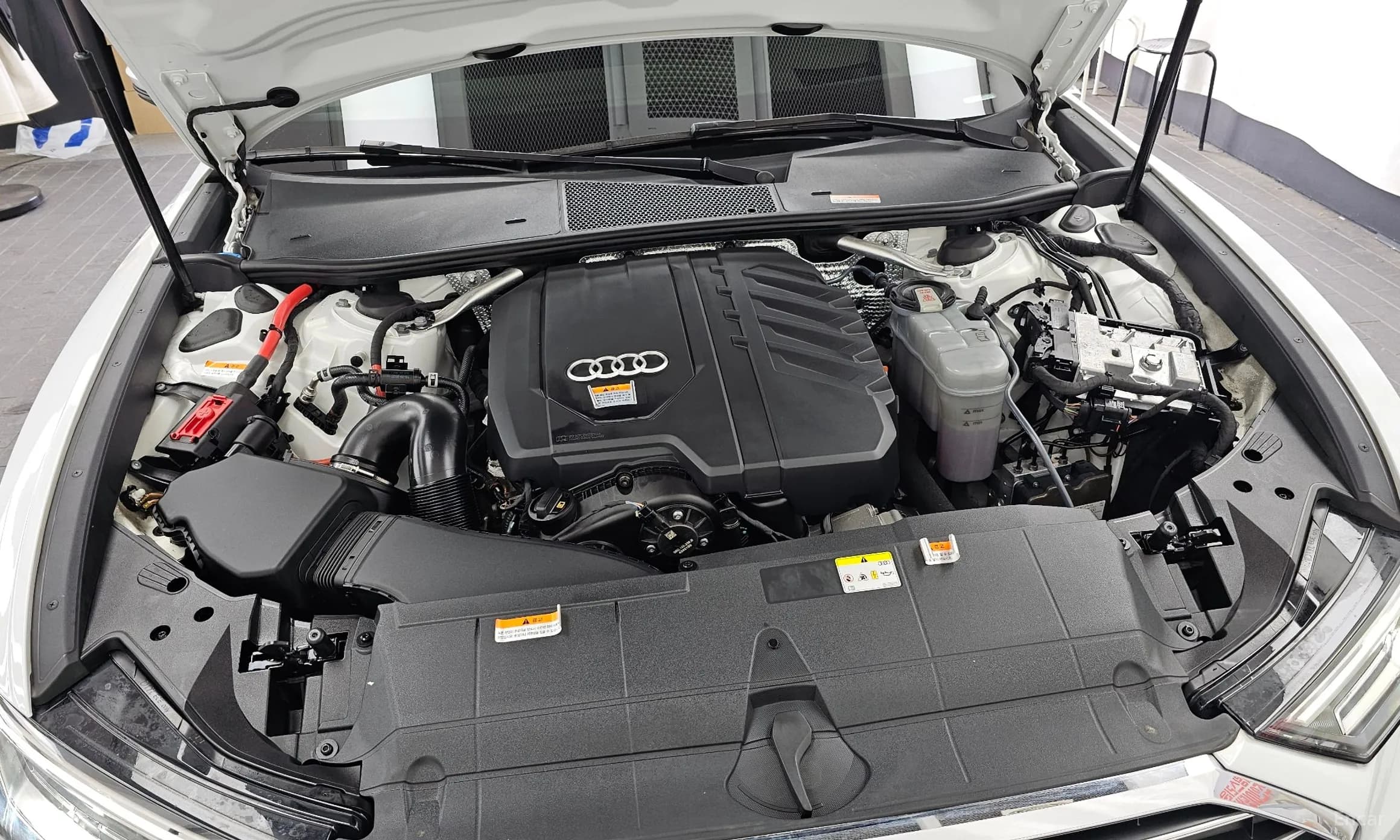 A6 (C8)