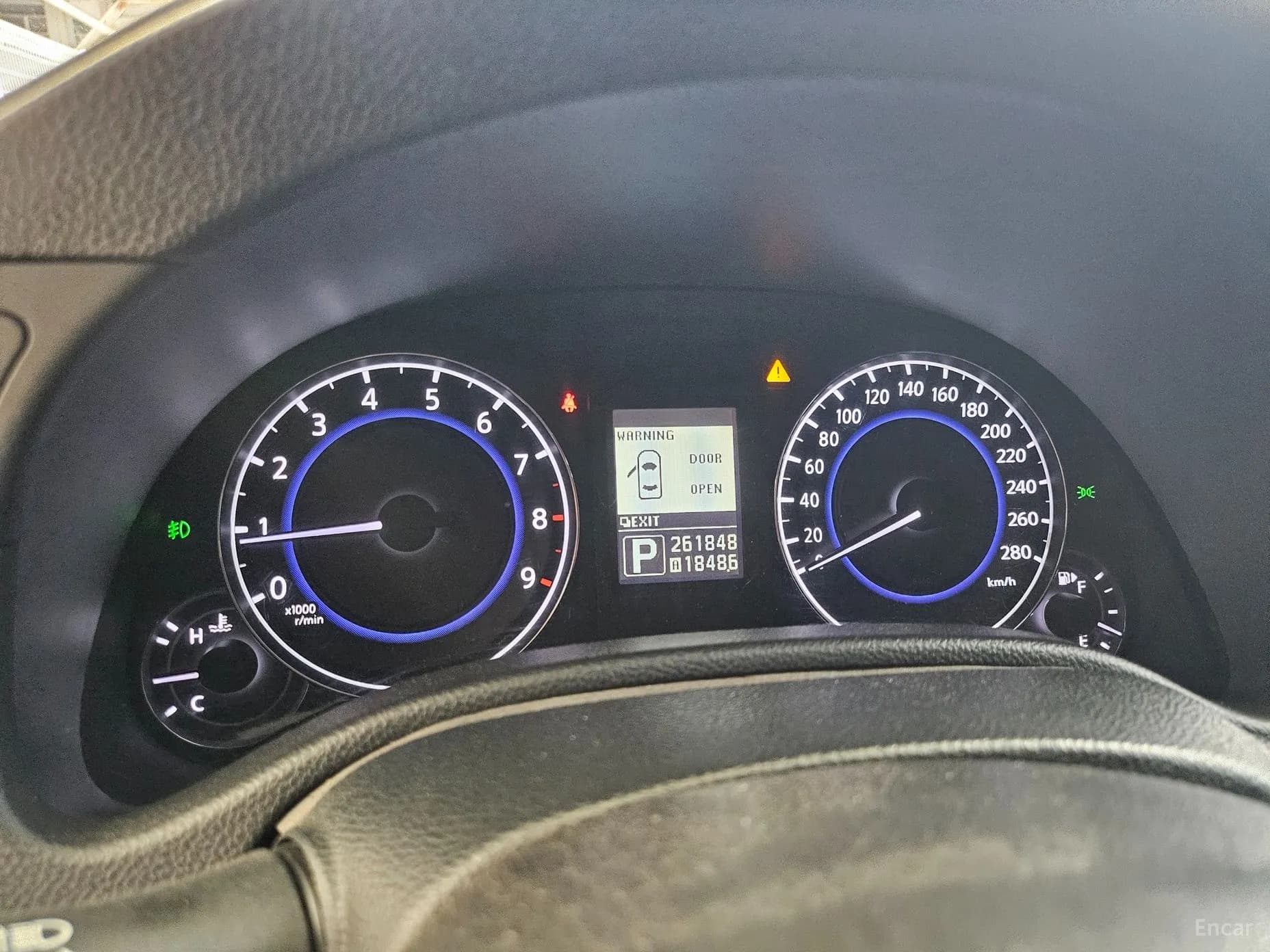 G37