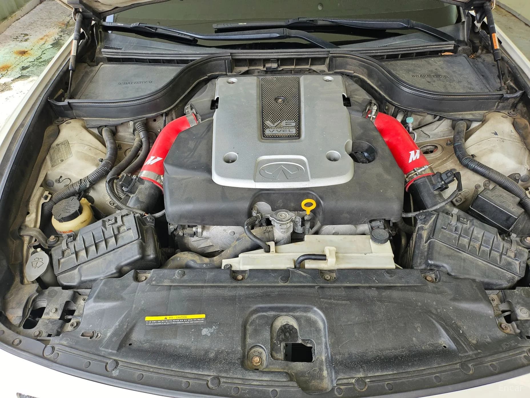G37