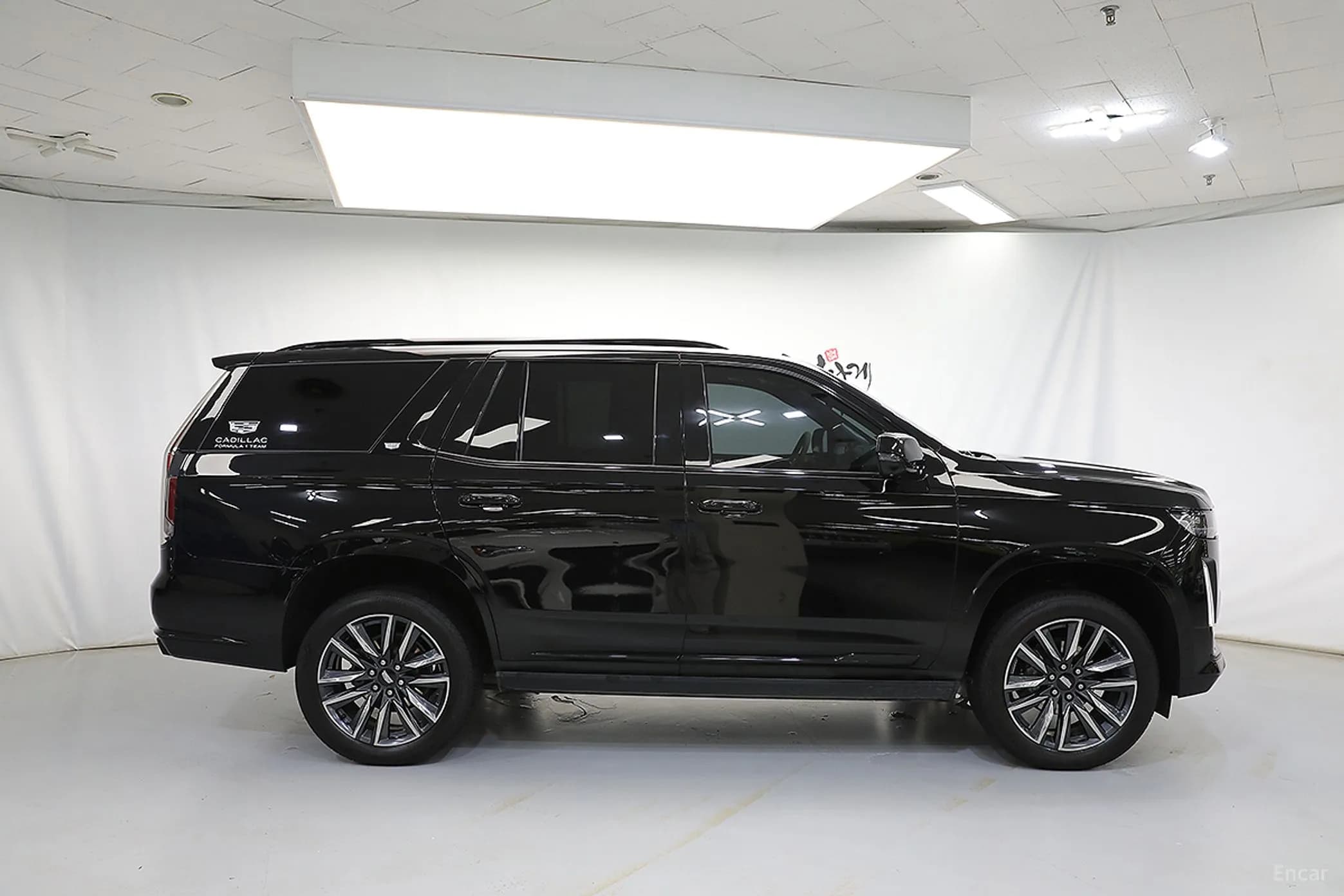 Escalade 5th Generation