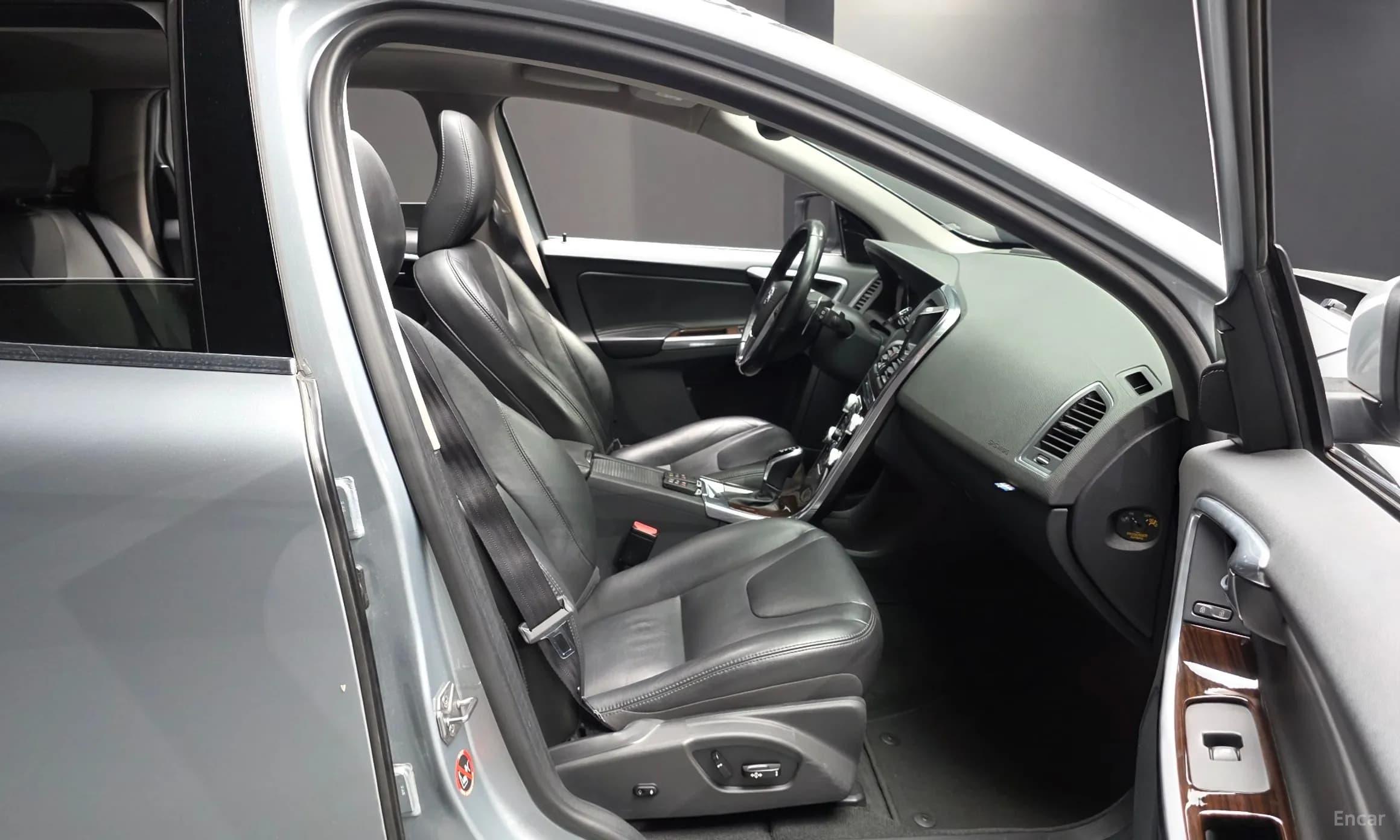 XC60