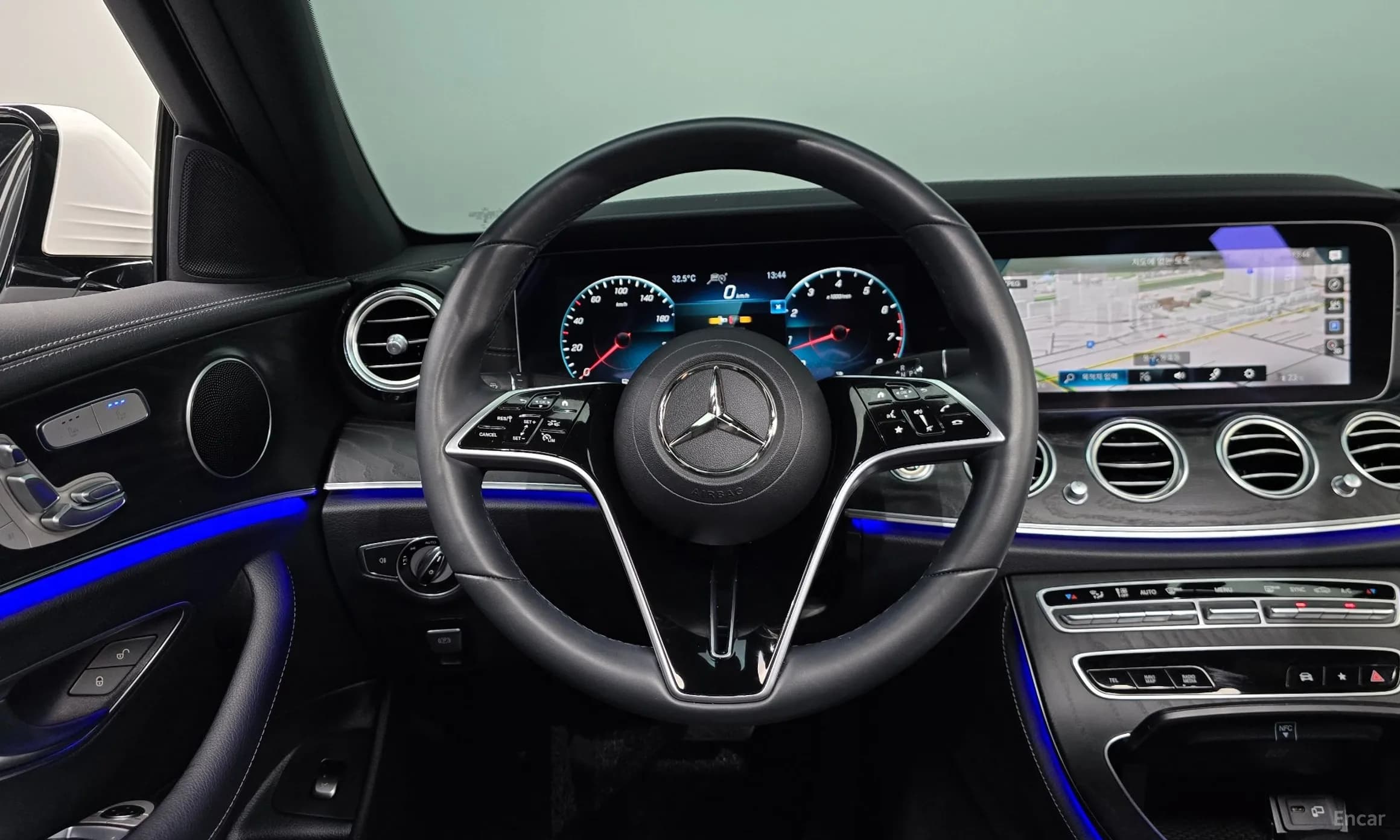 E-Class W213
