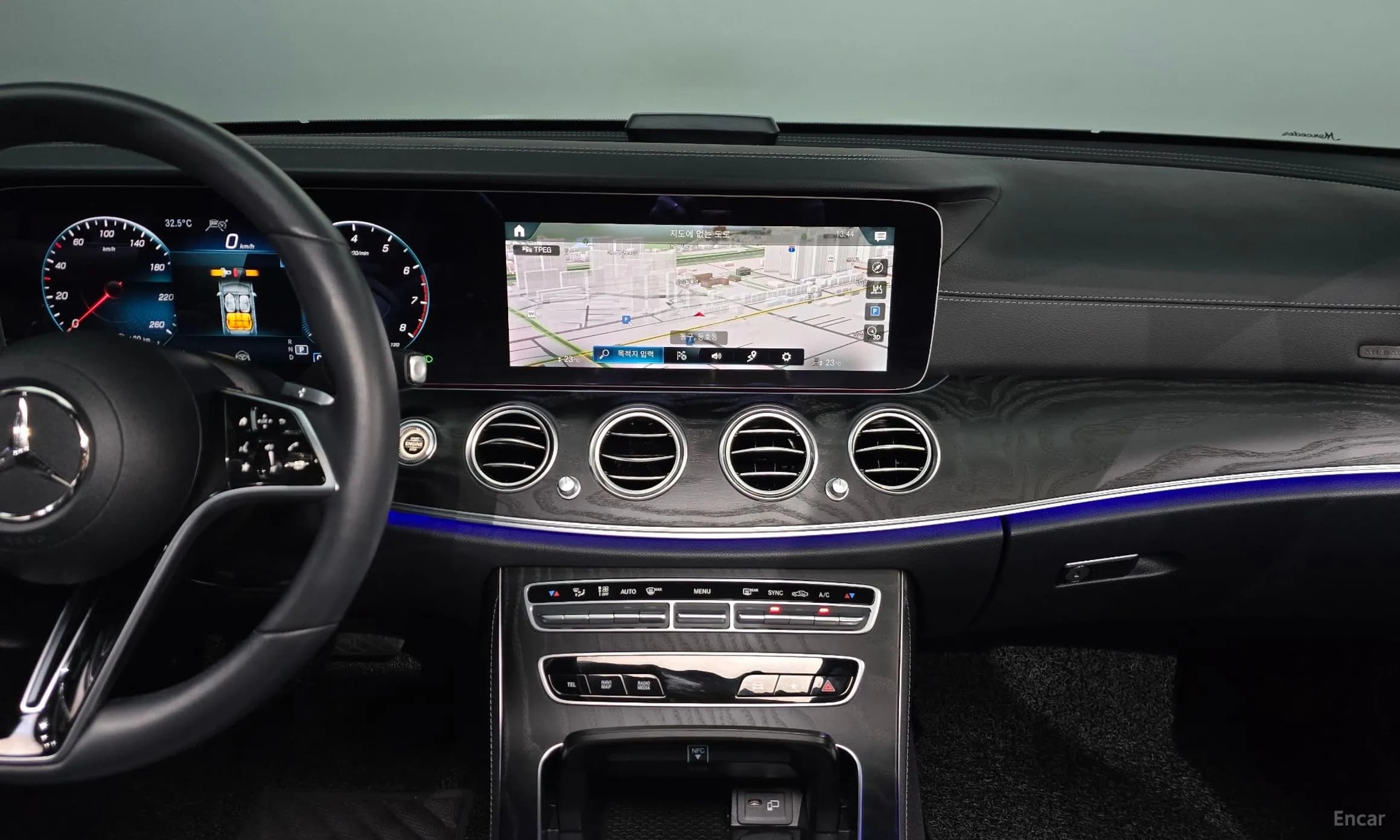 E-Class W213