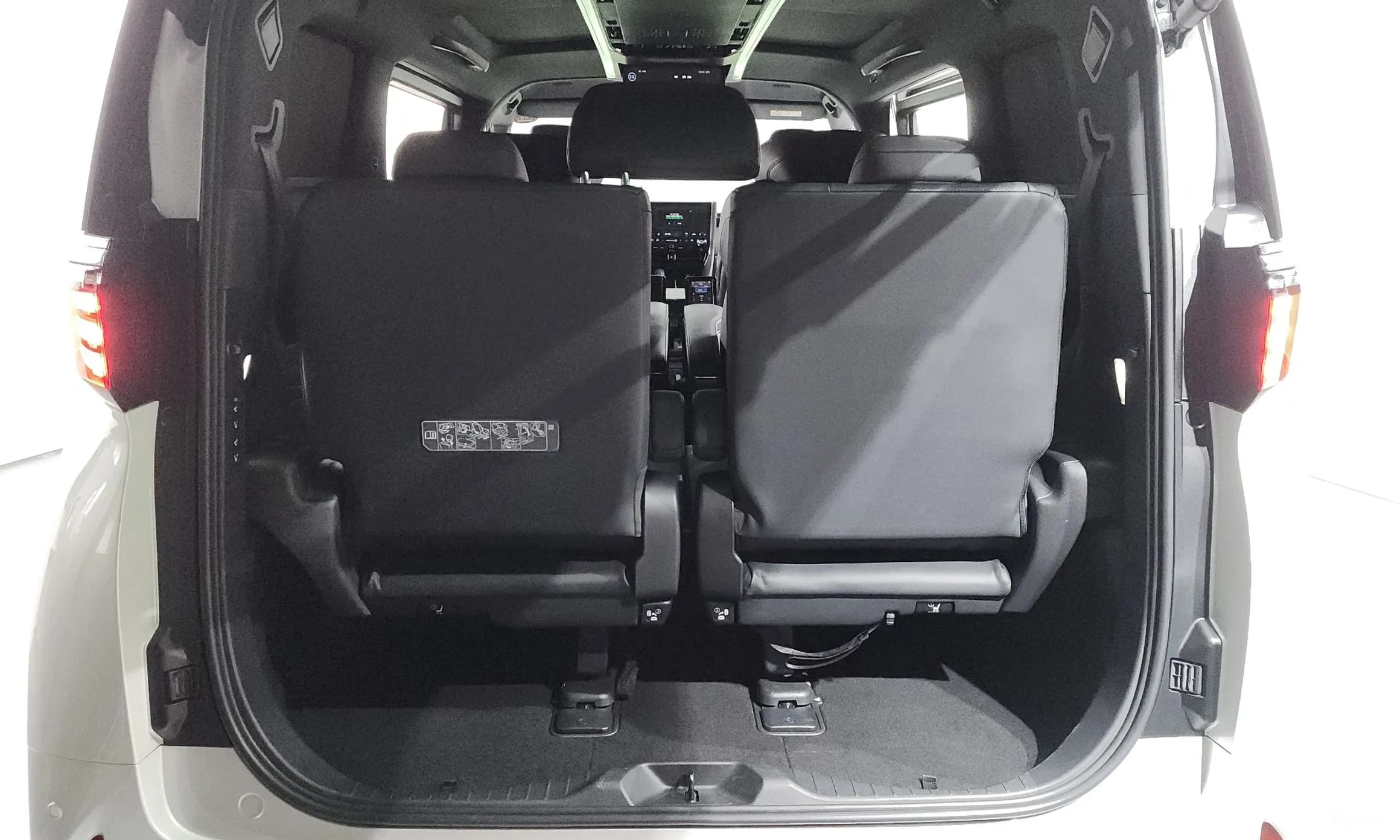 Alphard 4th Generation