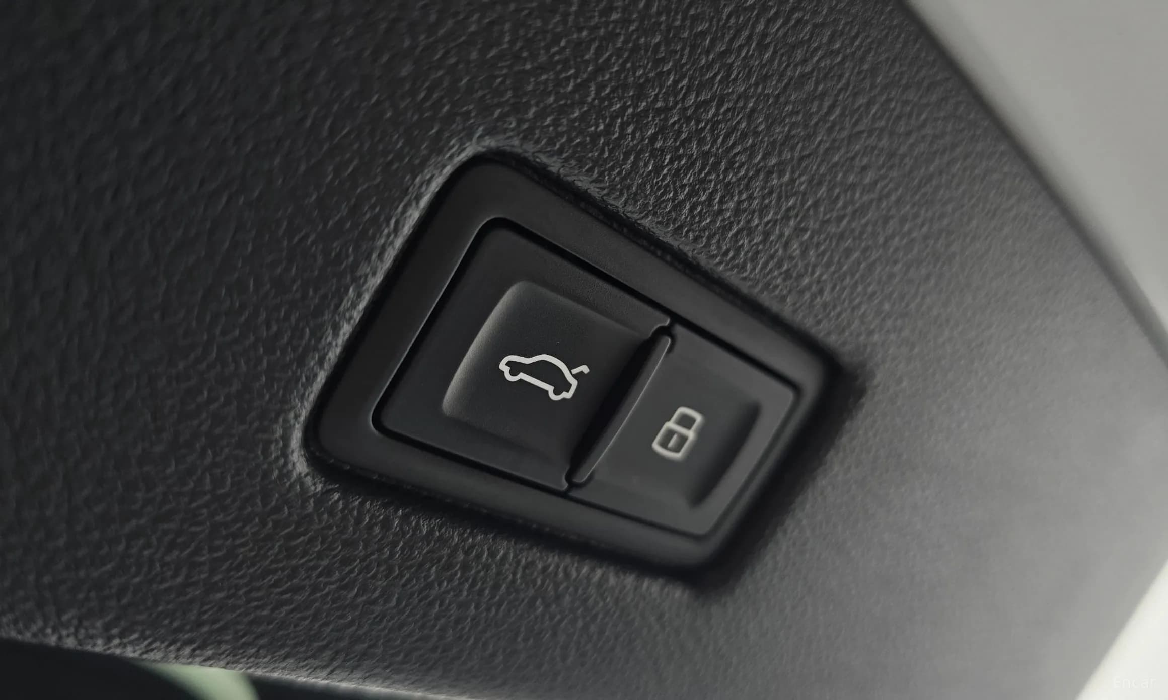 A7 (4K)