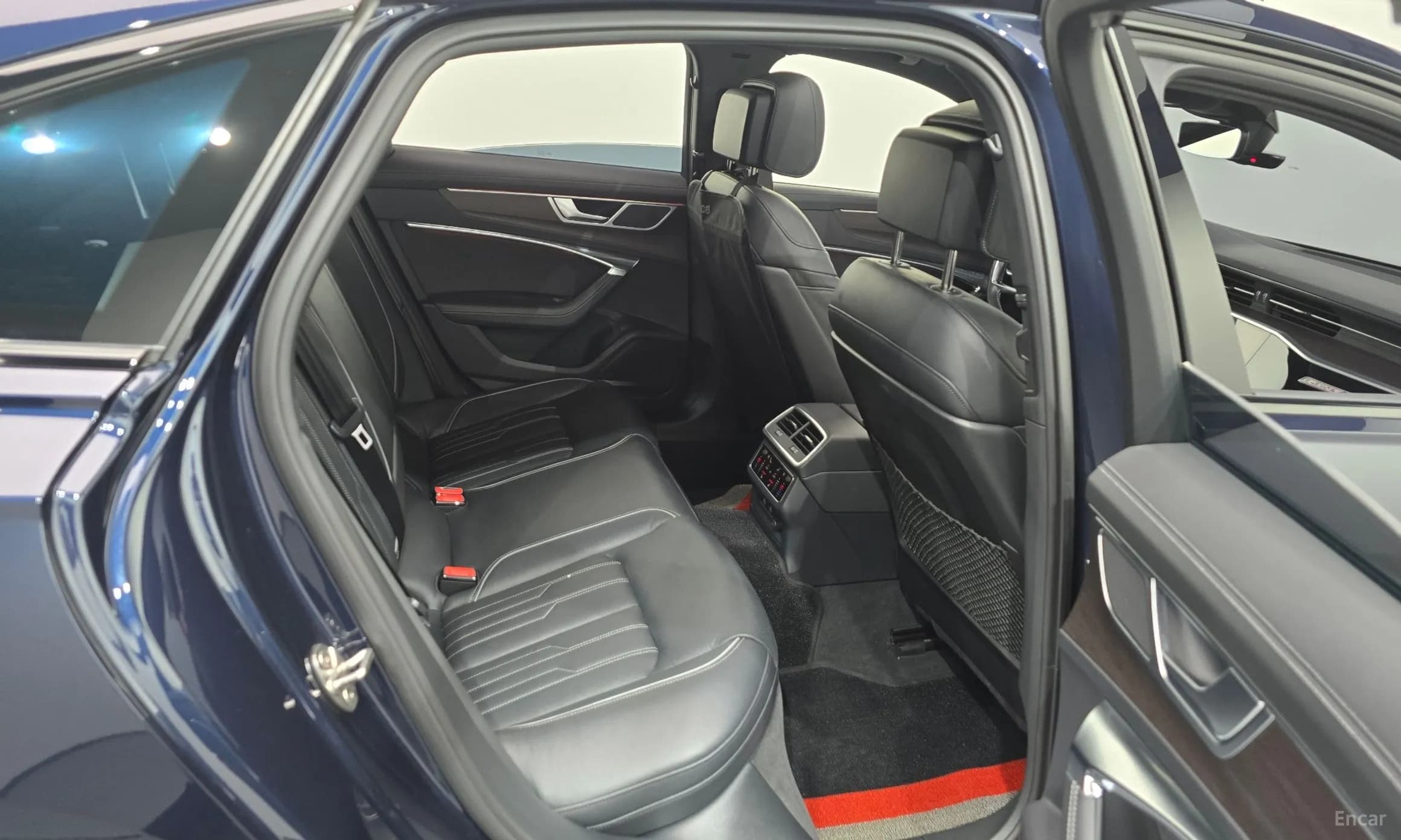 A6 (C8)