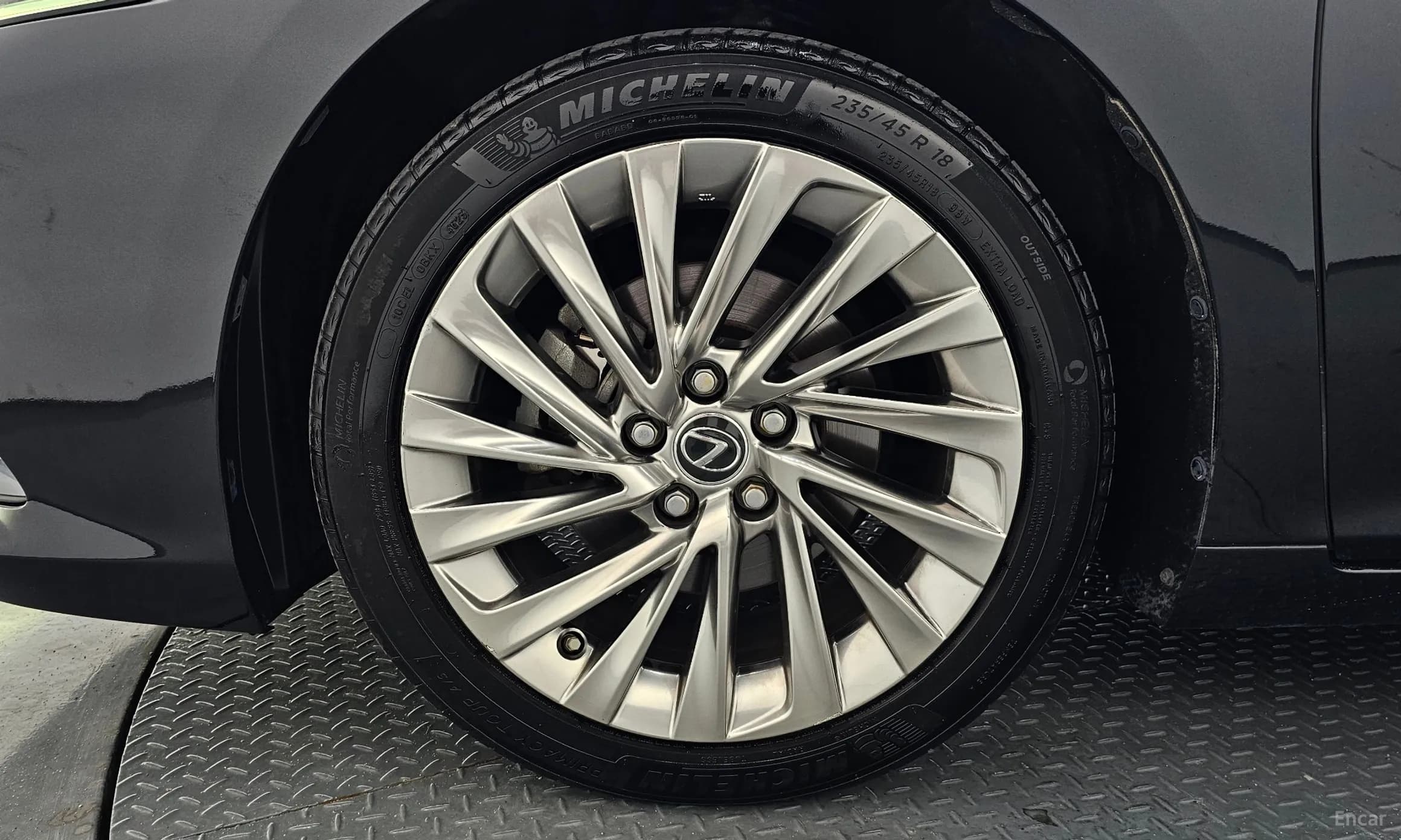 ES300h 7th Generation