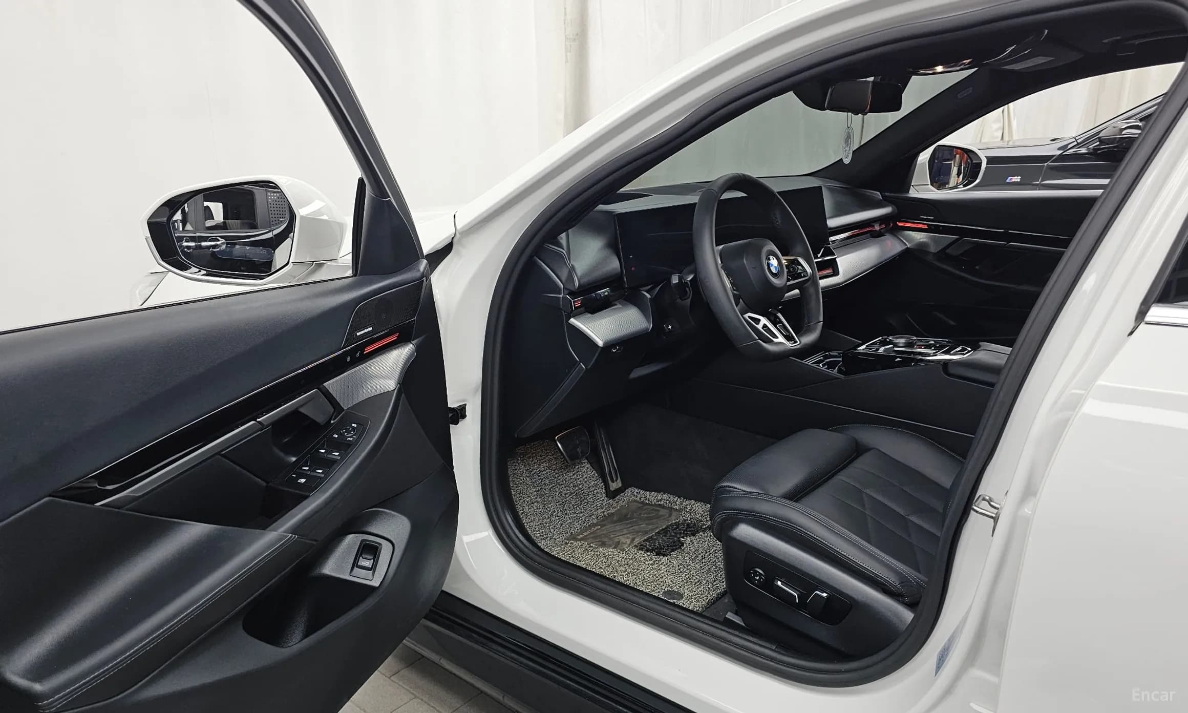 5 Series (G60)