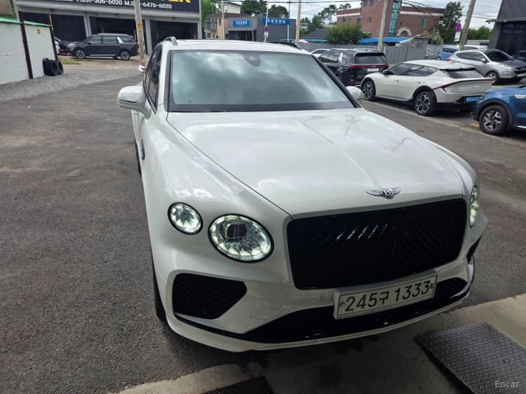 Bentayga