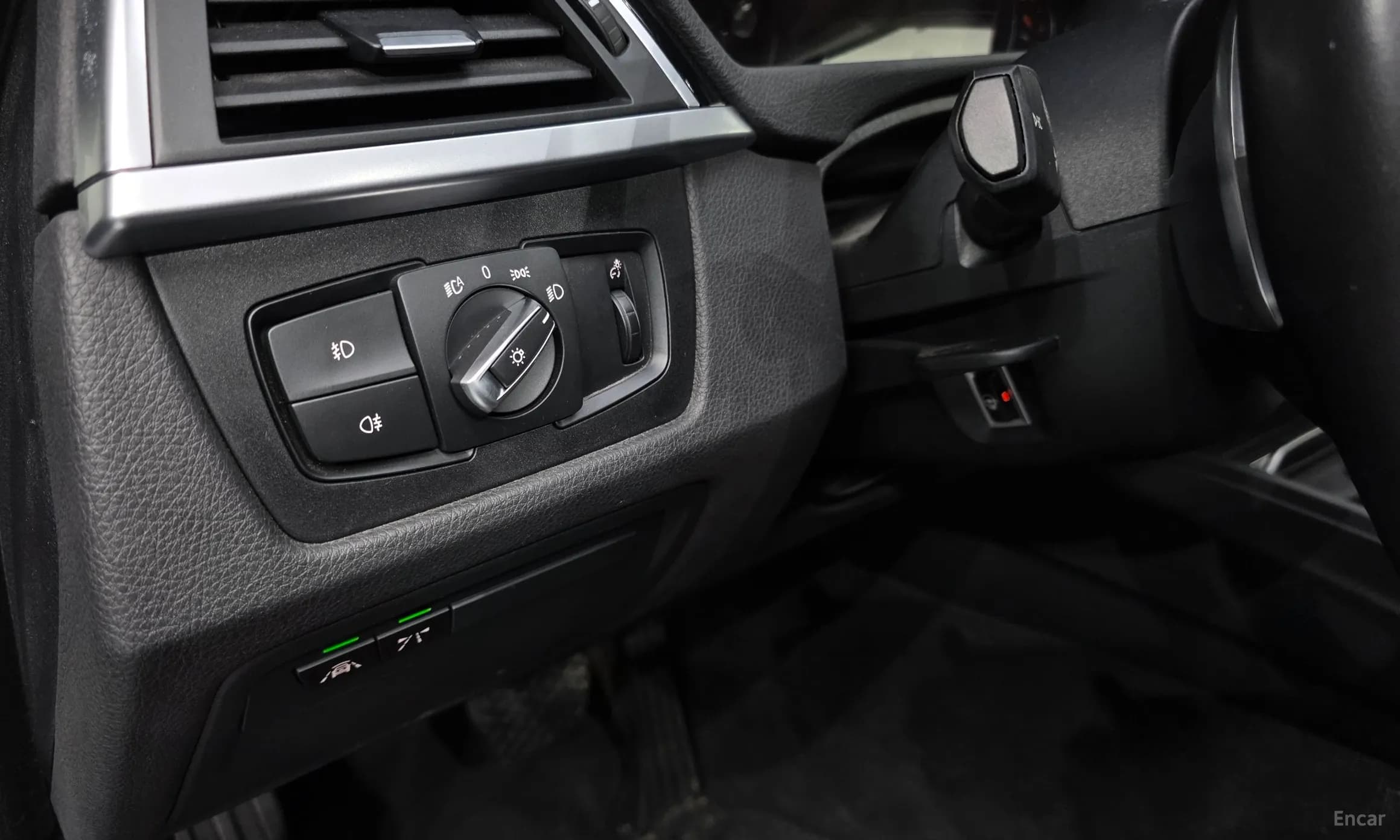 Series 4 (F32)